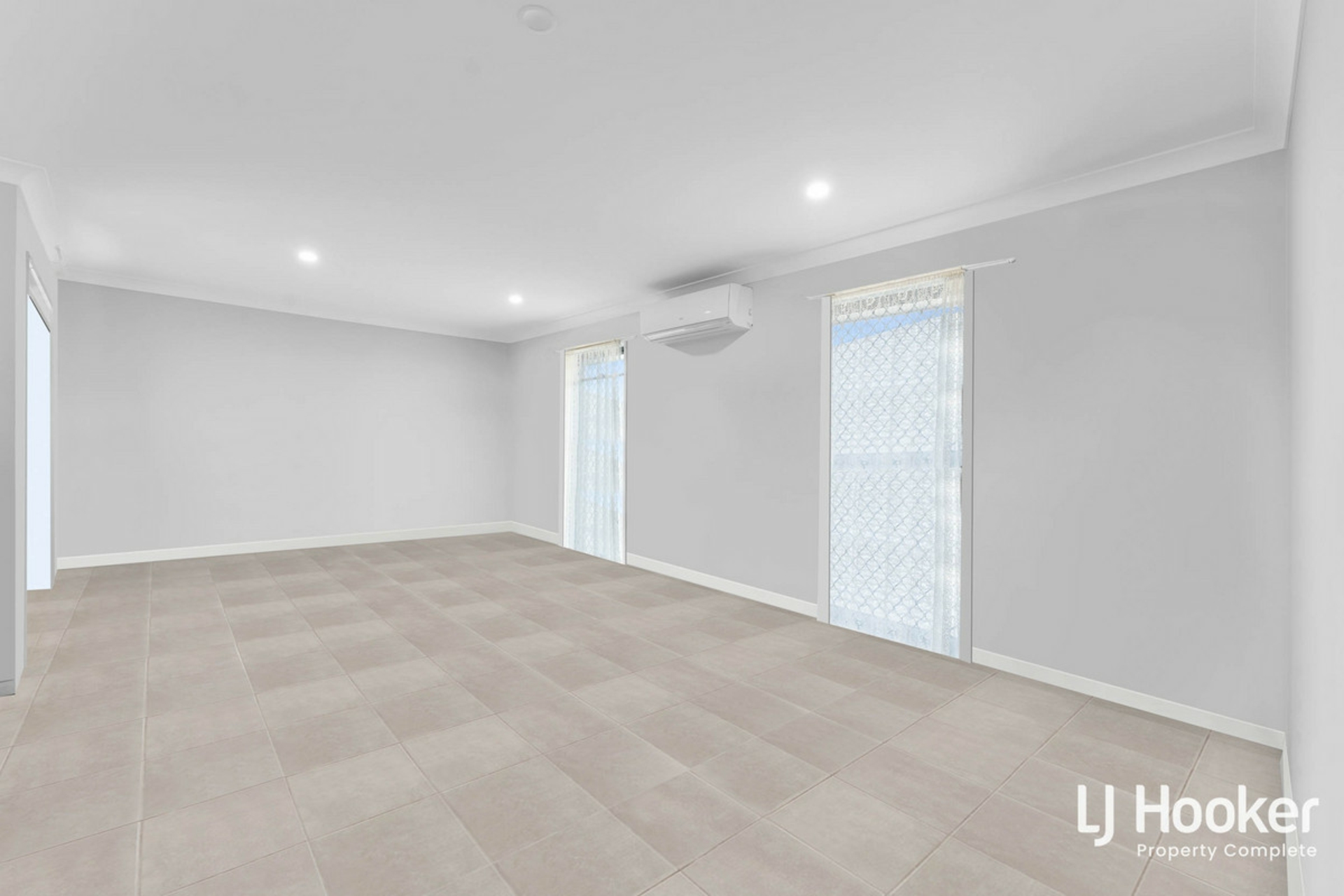 16 Dorado Street, YARRABILBA
