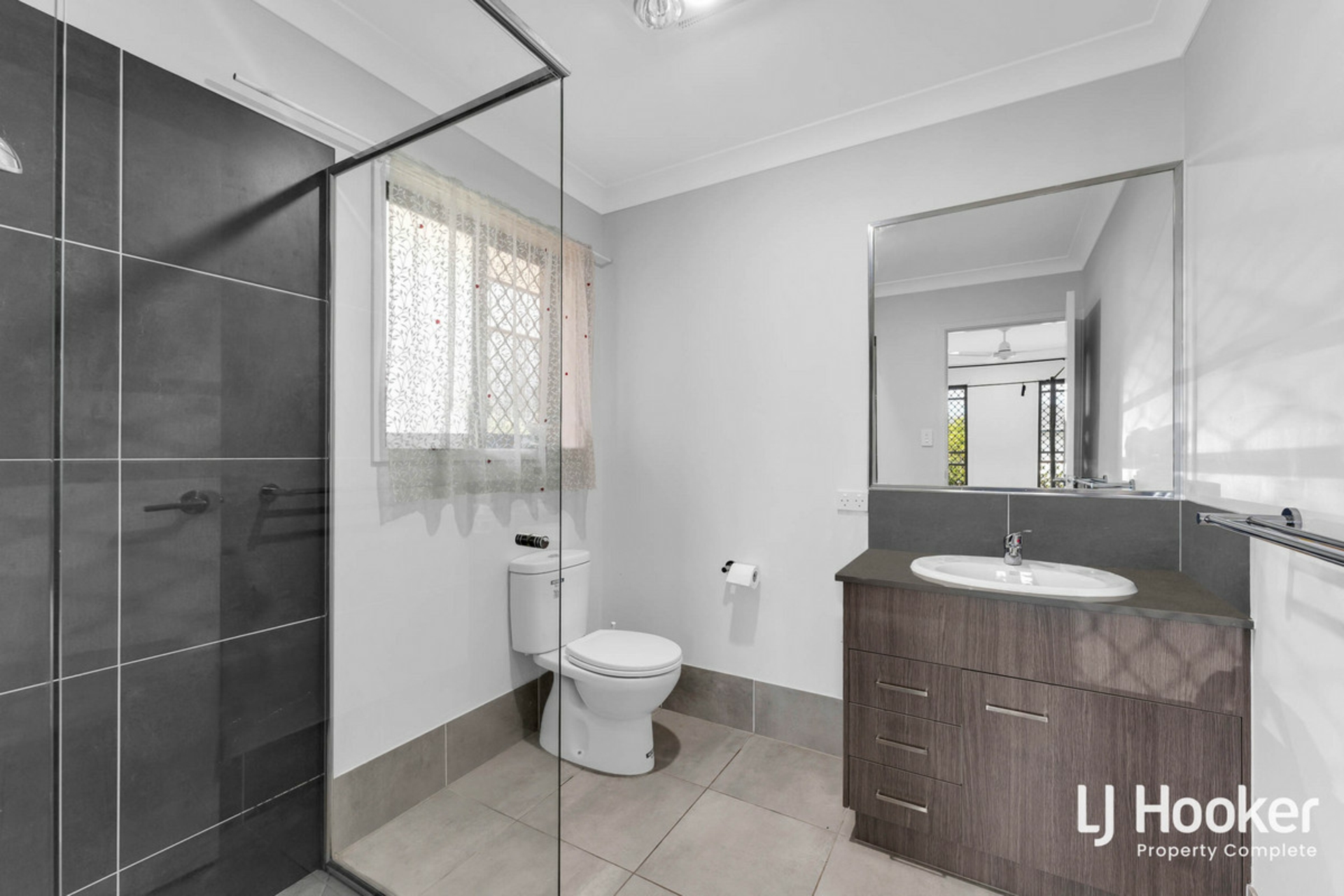 16 Dorado Street, YARRABILBA