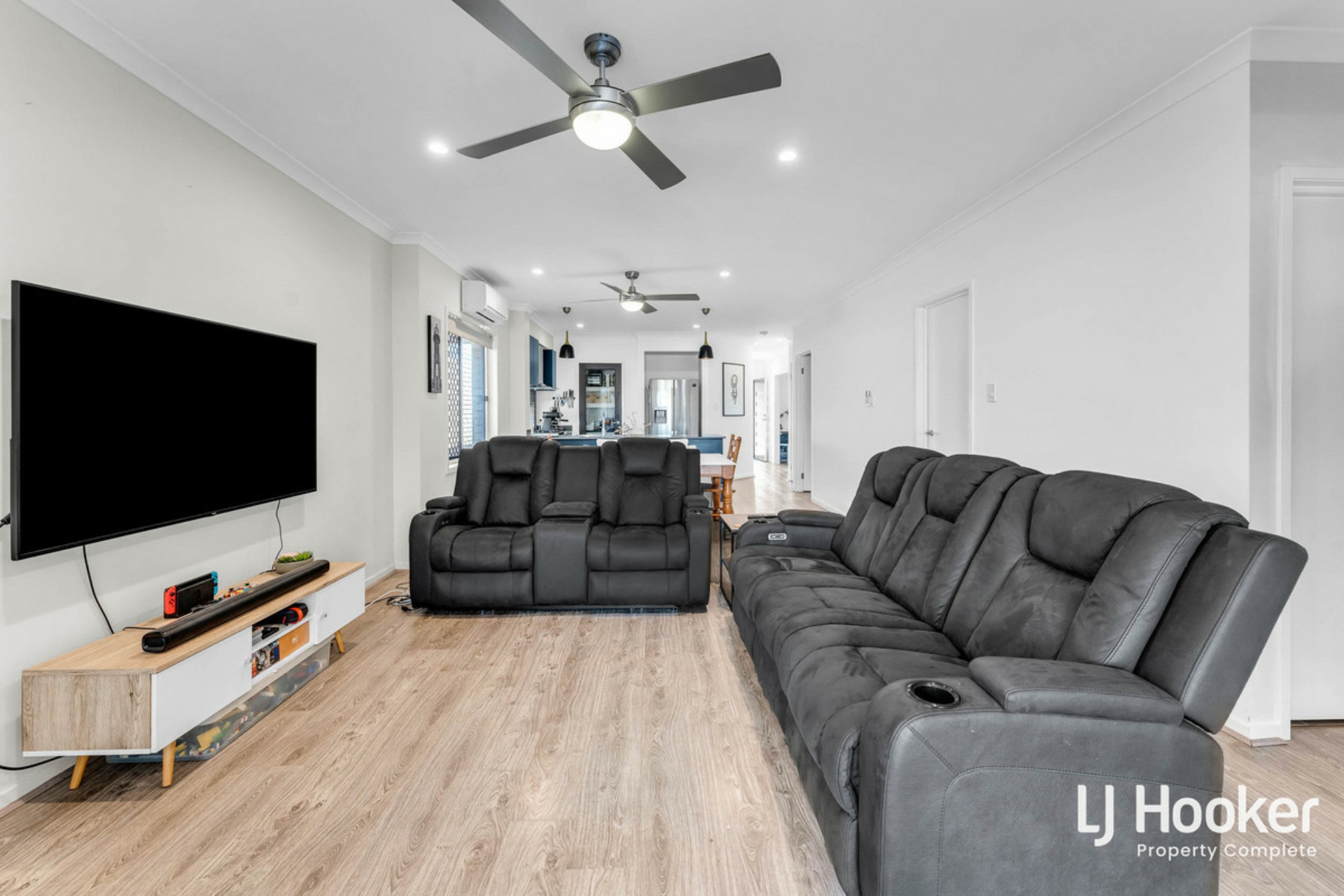 54 Combs Street, YARRABILBA