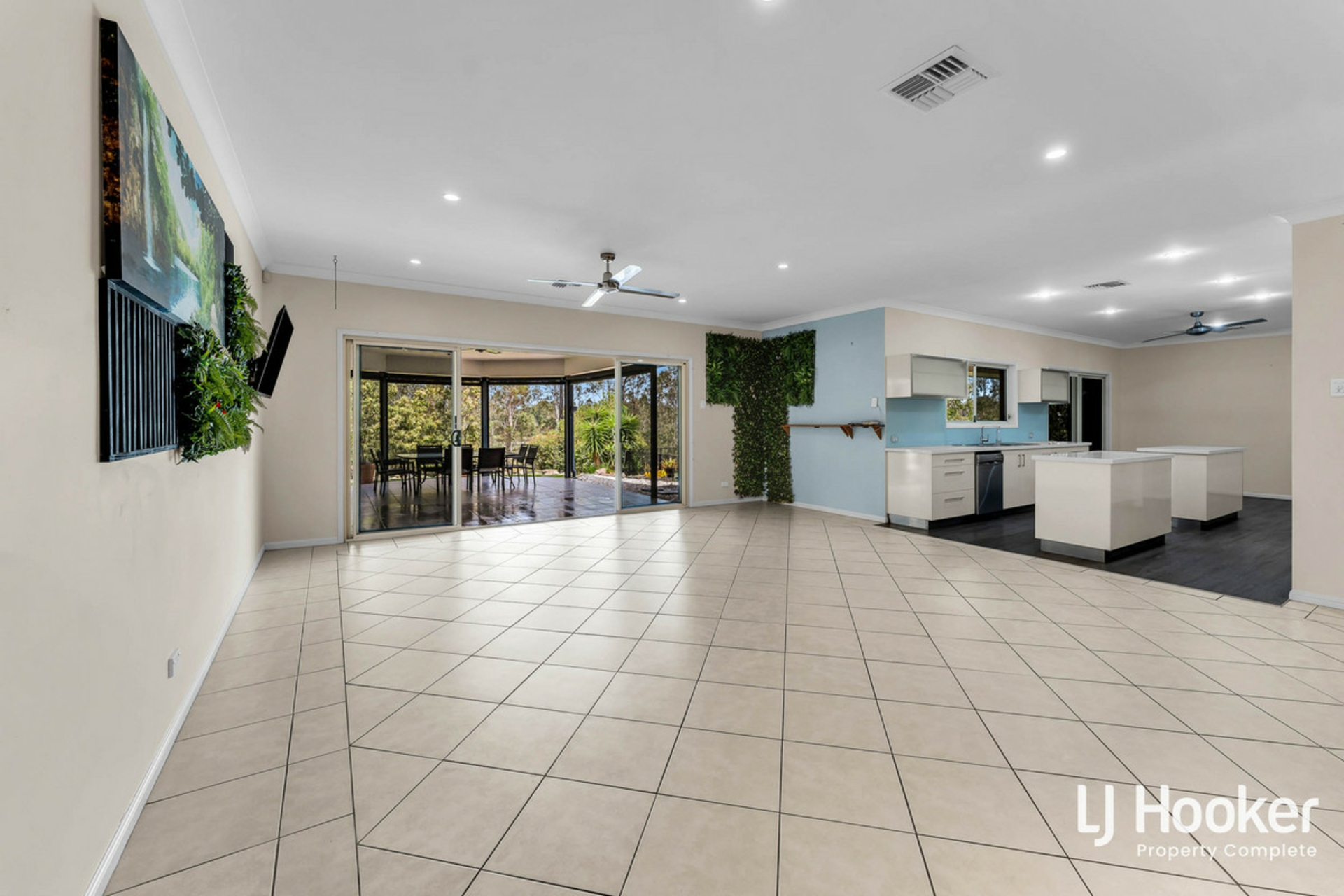 1-5 Firetail Court, GREENBANK