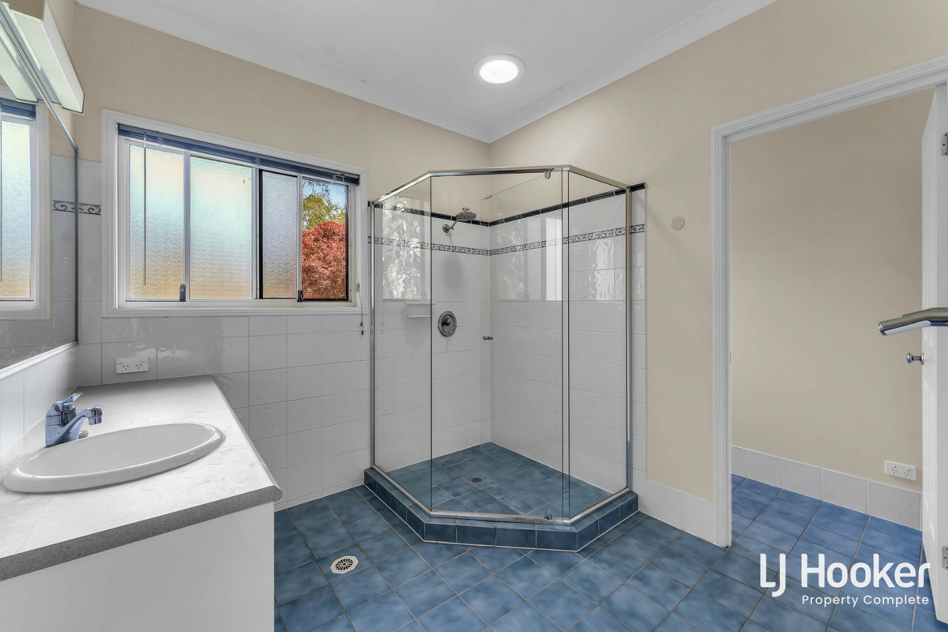 1-5 Firetail Court, GREENBANK