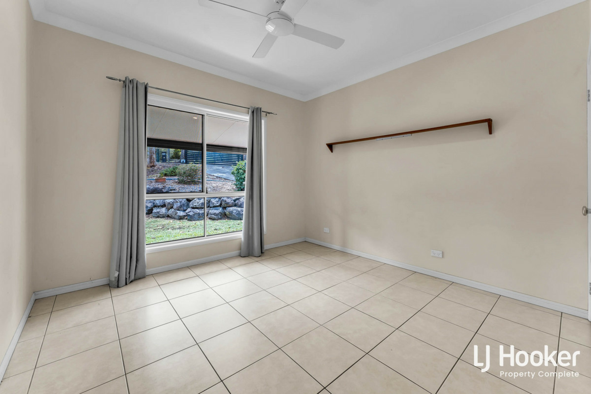 1-5 Firetail Court, GREENBANK