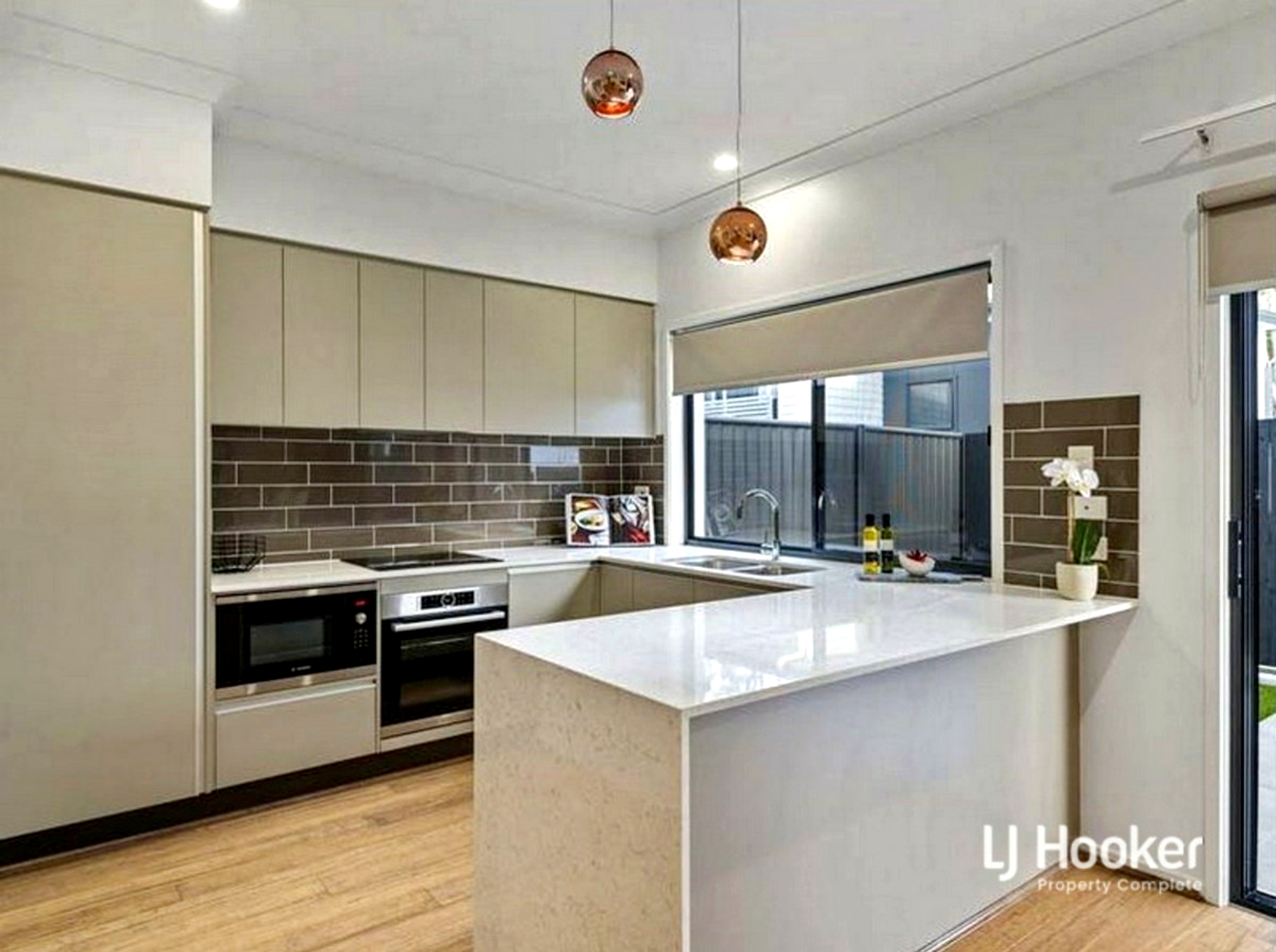 13/21 Kersley Road, KENMORE