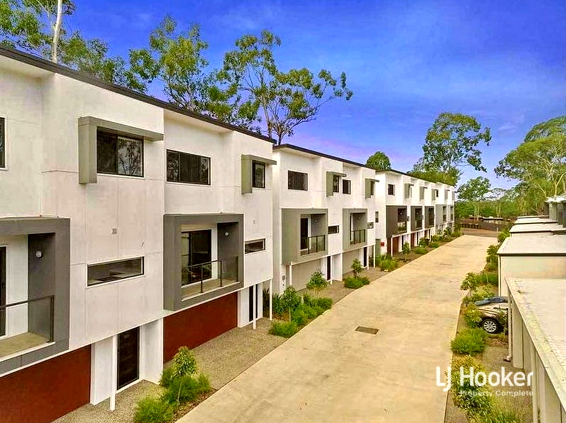 13/21 Kersley Road, KENMORE
