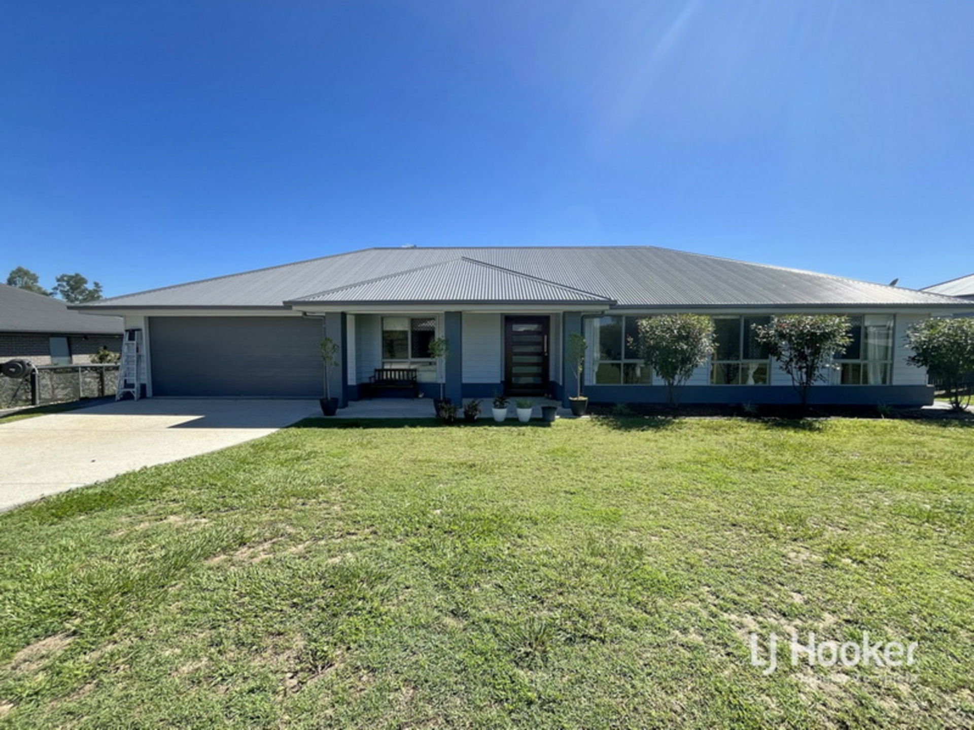 127-129 Geoff Philp Drive, LOGAN VILLAGE