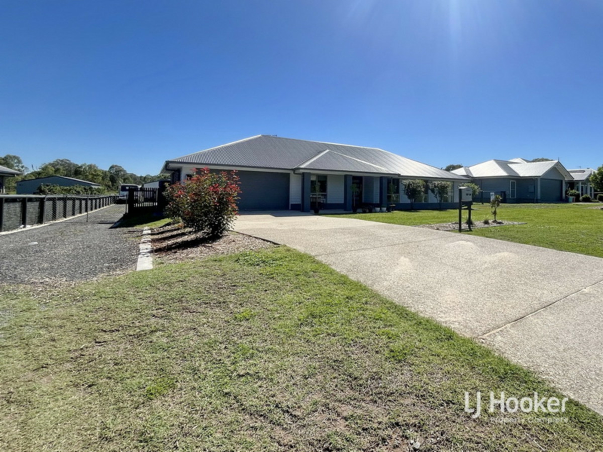 127-129 Geoff Philp Drive, LOGAN VILLAGE