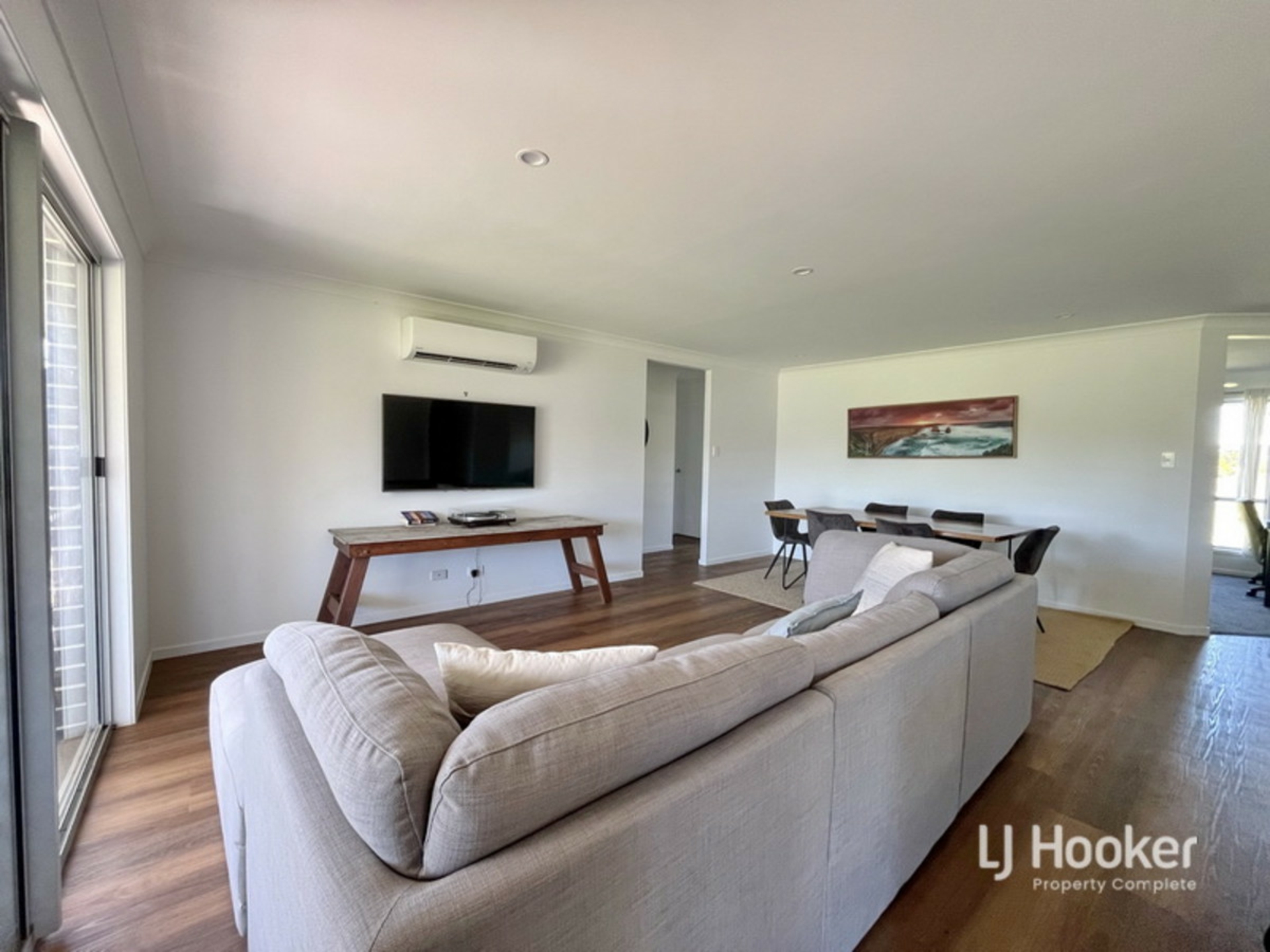 127-129 Geoff Philp Drive, LOGAN VILLAGE