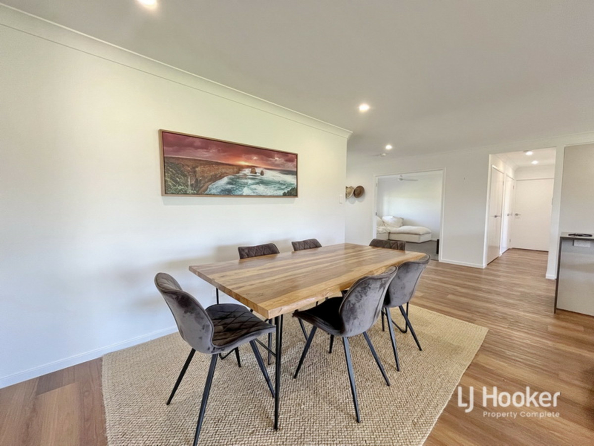 127-129 Geoff Philp Drive, LOGAN VILLAGE