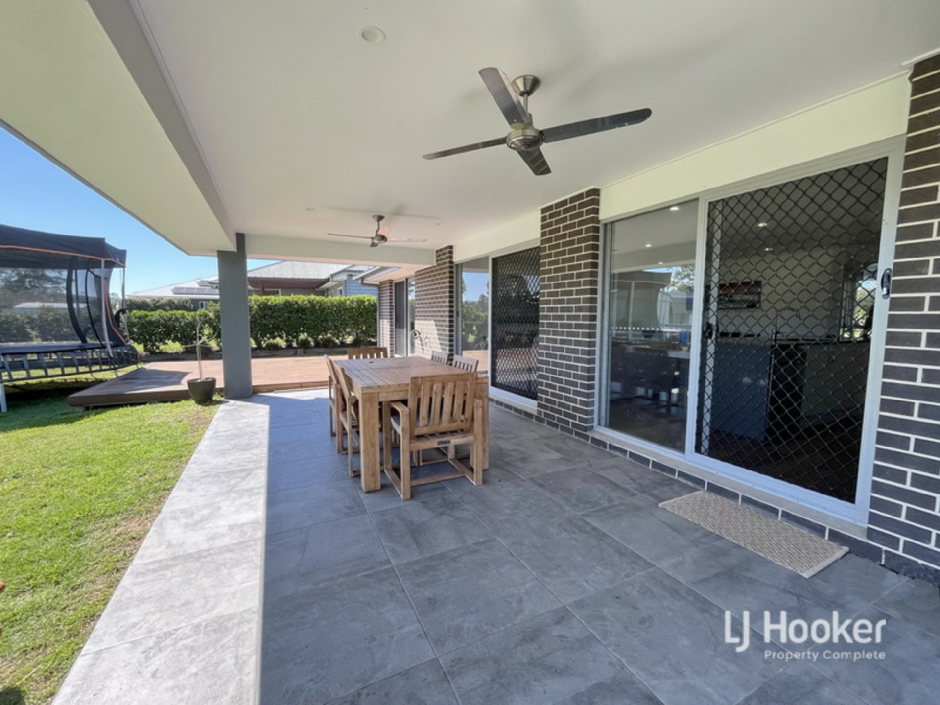 127-129 Geoff Philp Drive, LOGAN VILLAGE