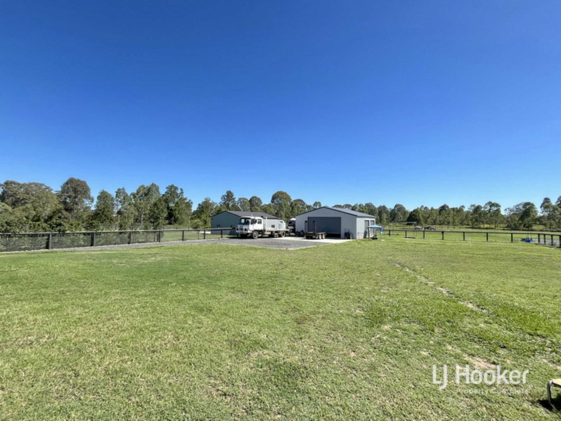 127-129 Geoff Philp Drive, LOGAN VILLAGE