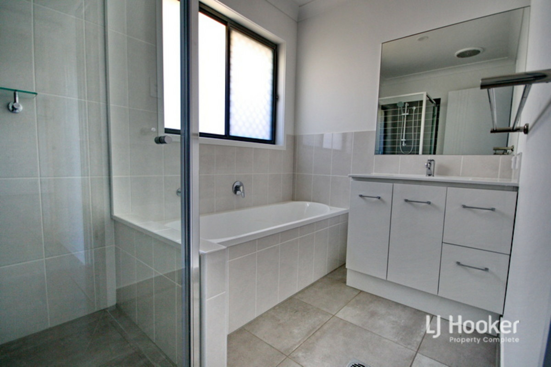 9 Greenstone Street, YARRABILBA