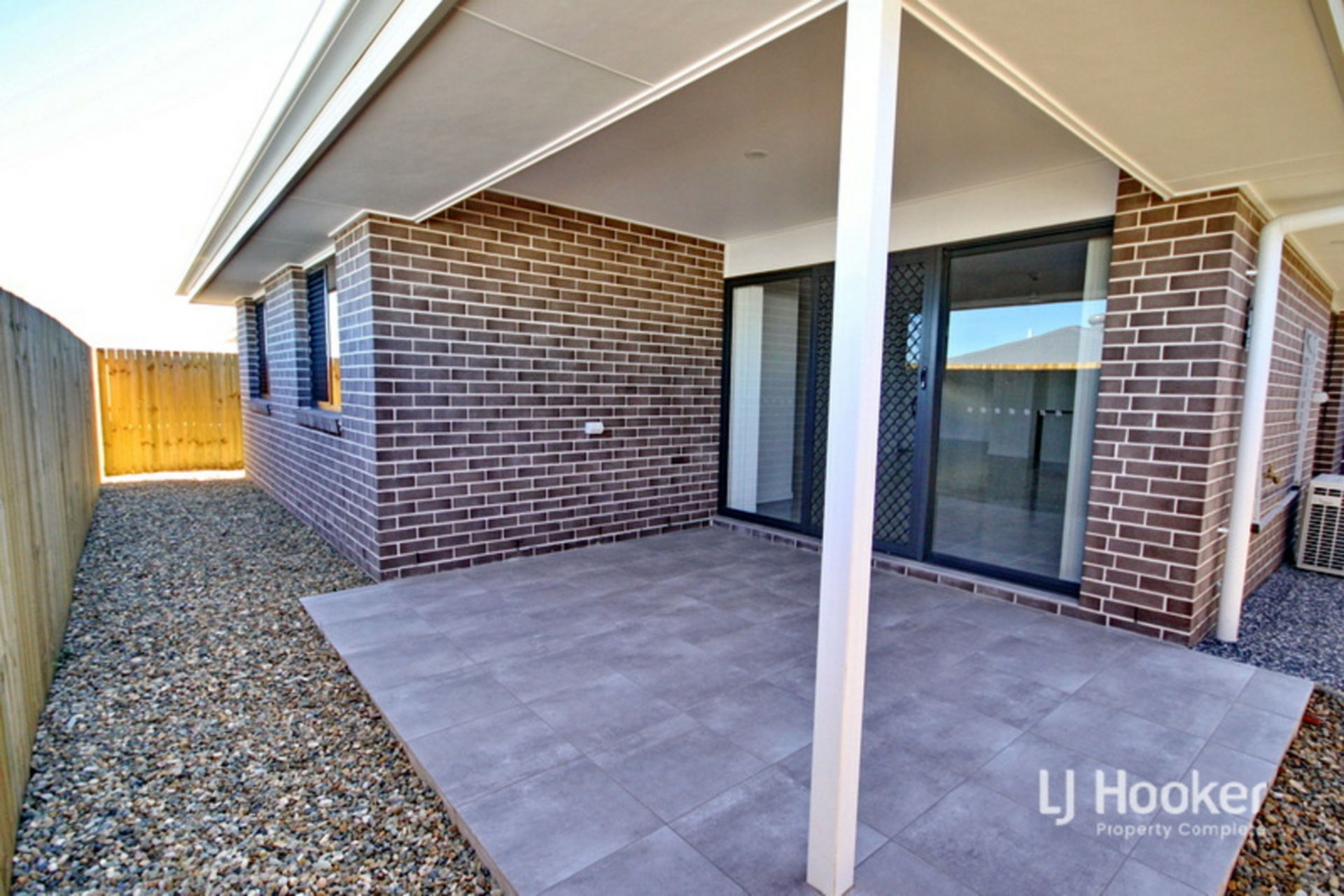 9 Greenstone Street, YARRABILBA