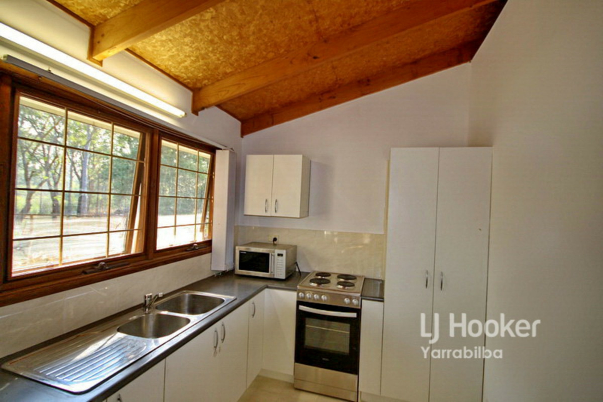 245-257 Miller Road, LOGAN VILLAGE