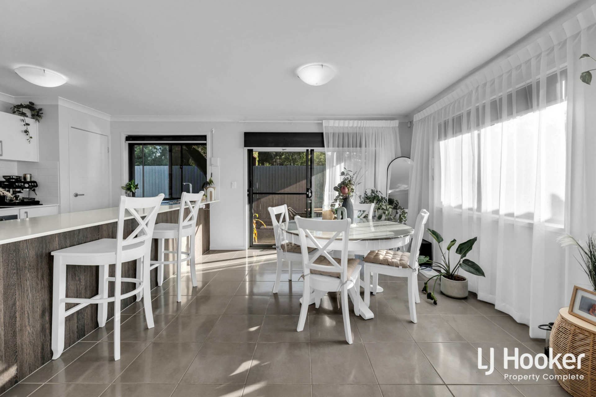 15 Tomlinson Street, YARRABILBA