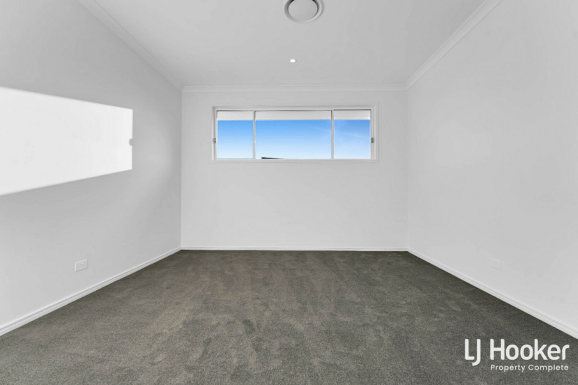 55 Flinders Drive, YARRABILBA