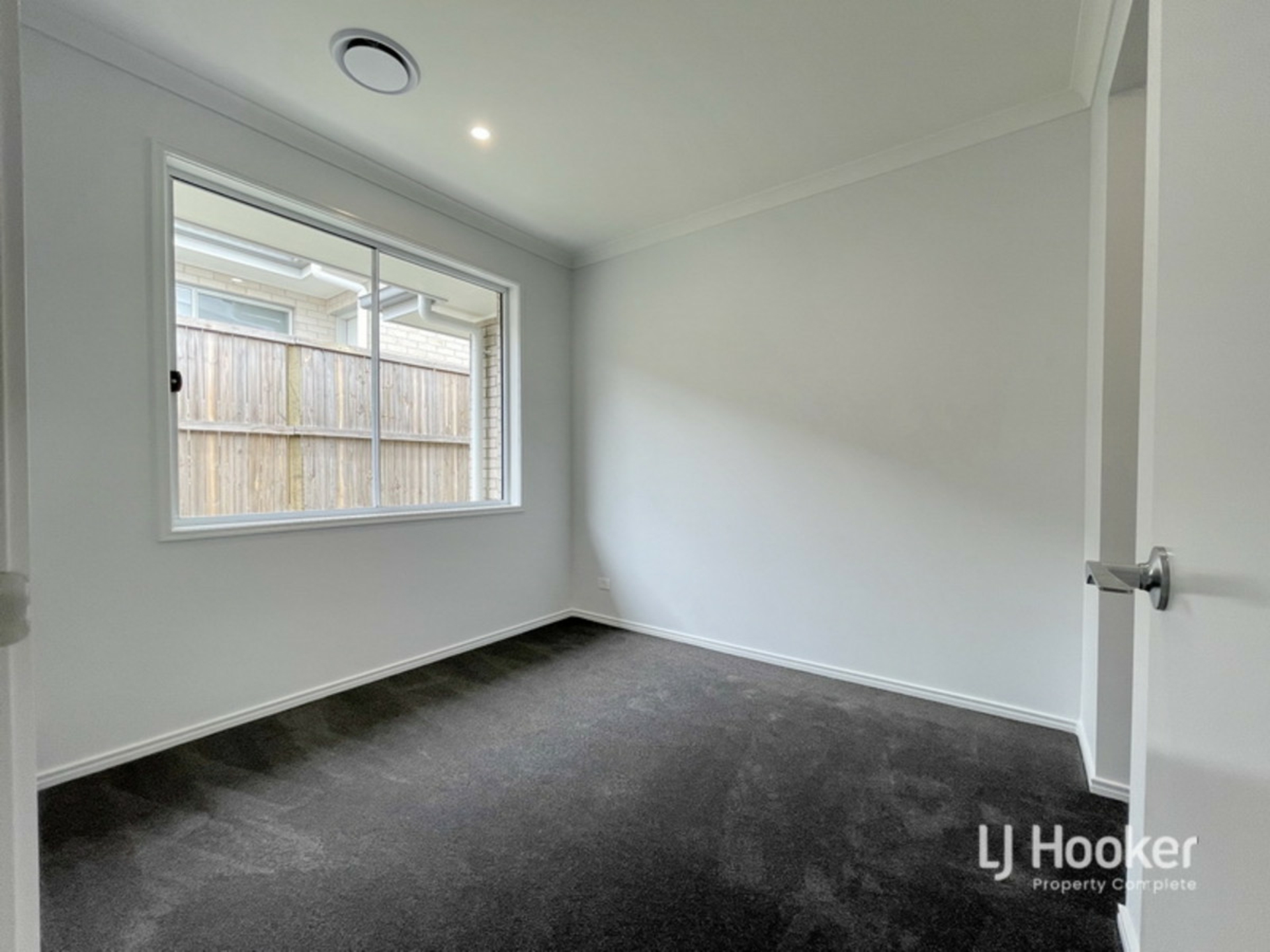 55 Flinders Drive, YARRABILBA