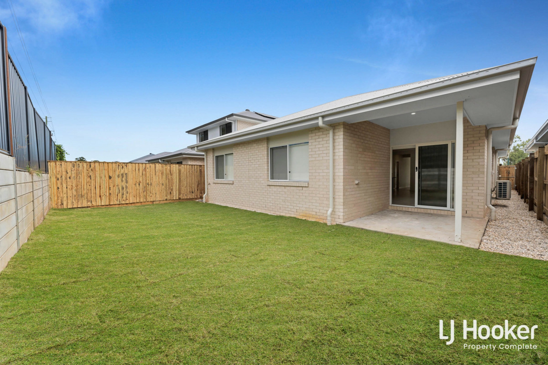 33 Endeavour Crescent, PALLARA