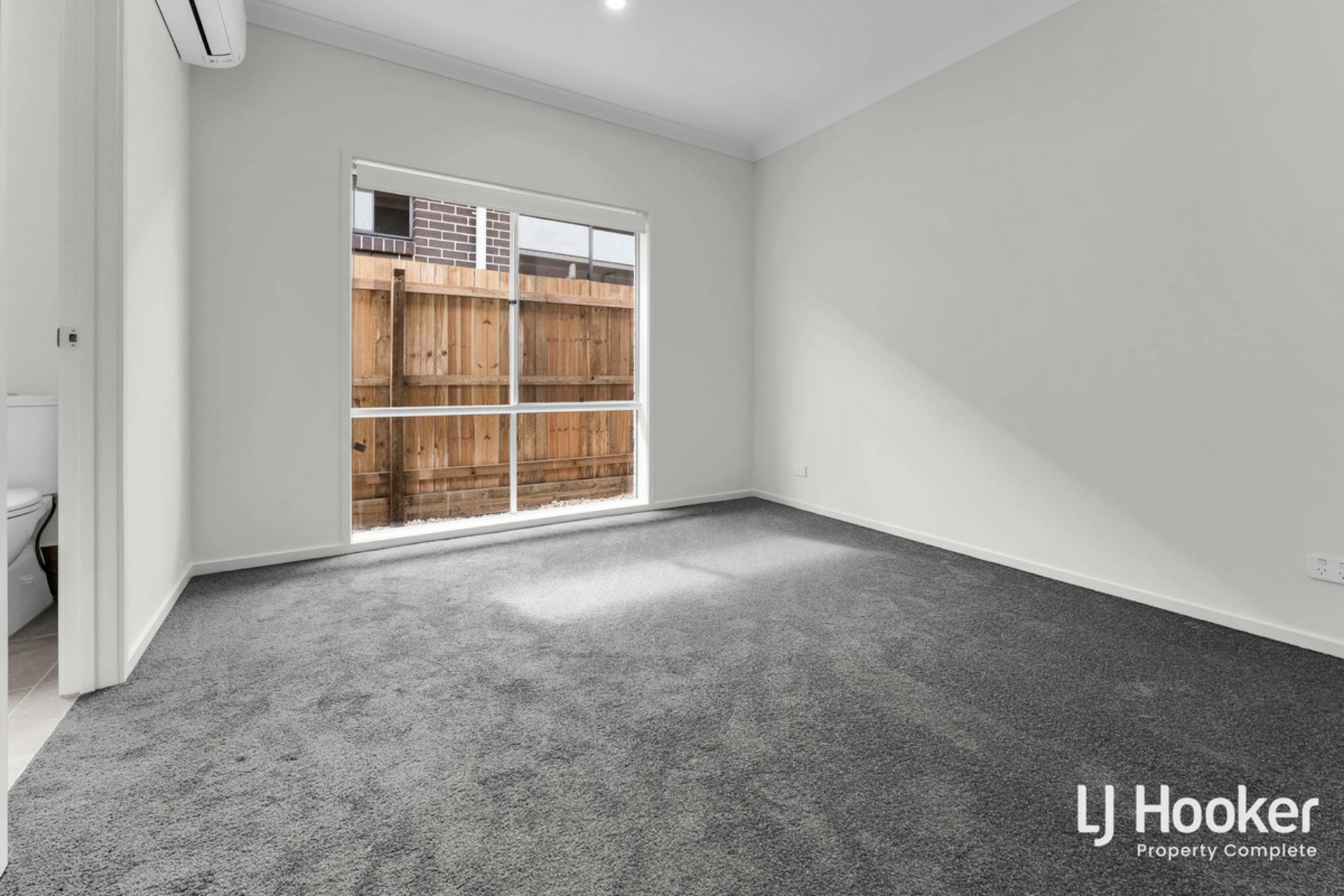 33 Endeavour Crescent, PALLARA