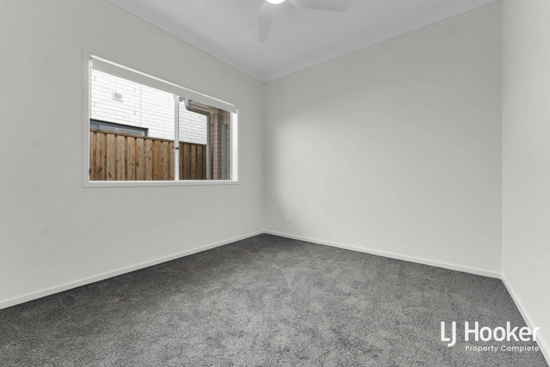 33 Endeavour Crescent, PALLARA