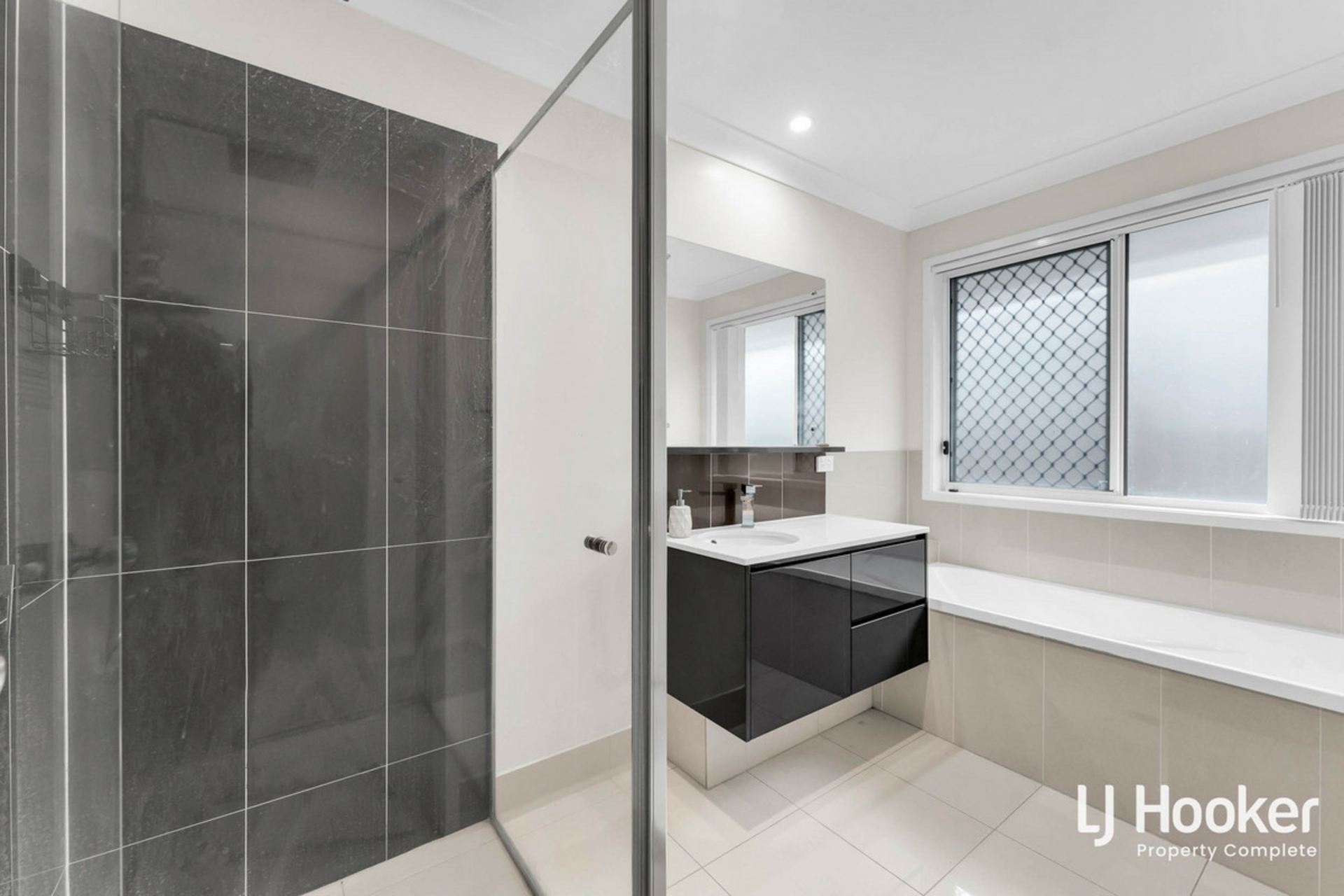 12 Treeline Circuit, YARRABILBA