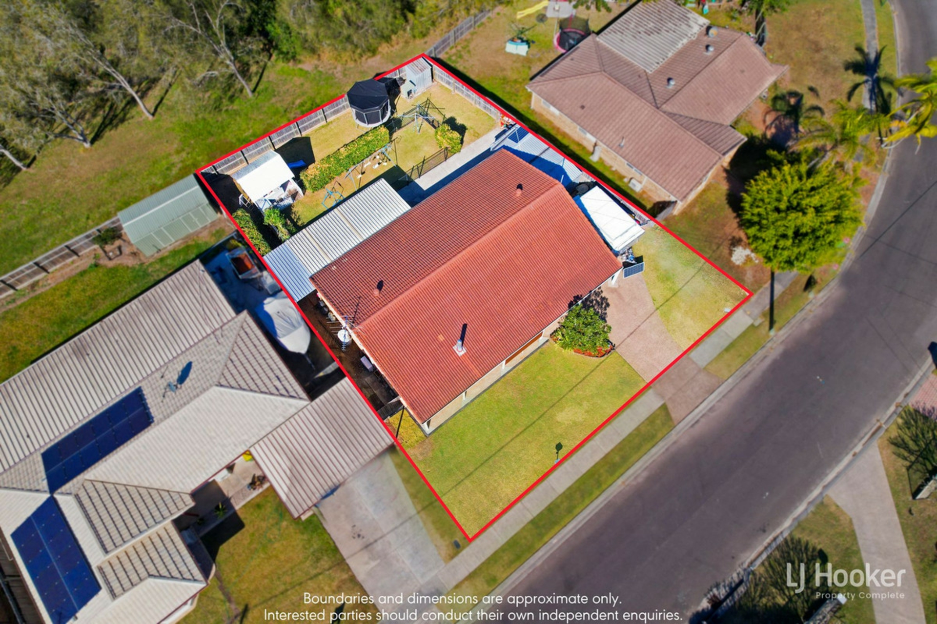16 Duesbury Crescent, EDENS LANDING