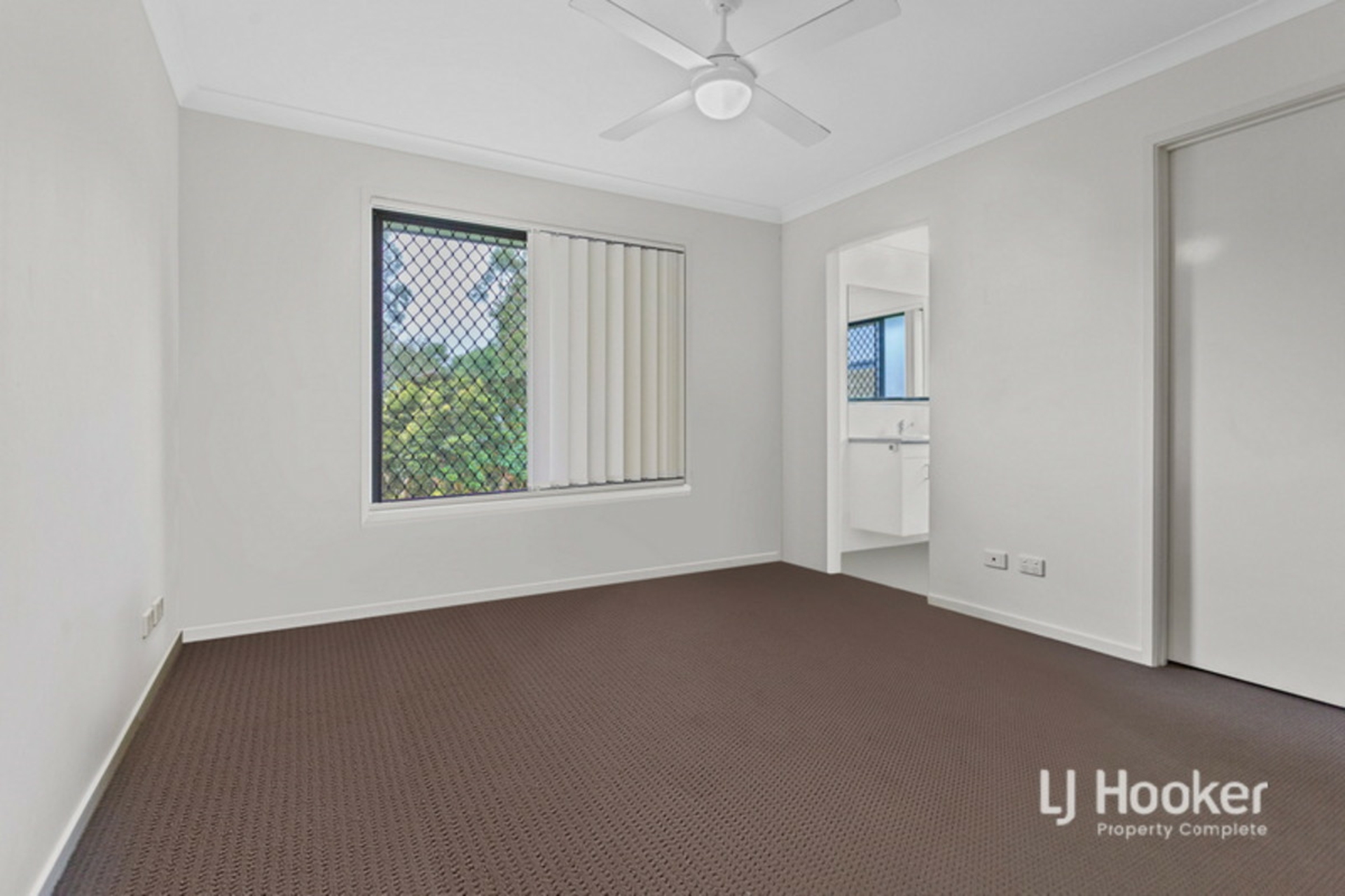 16 Leland Street, YARRABILBA