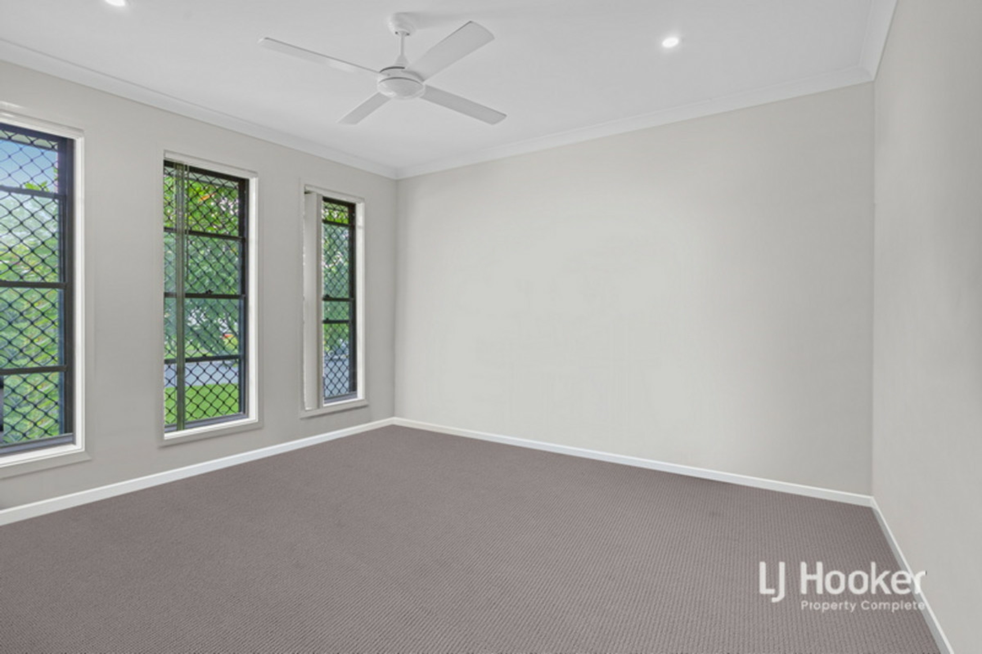 16 Leland Street, YARRABILBA