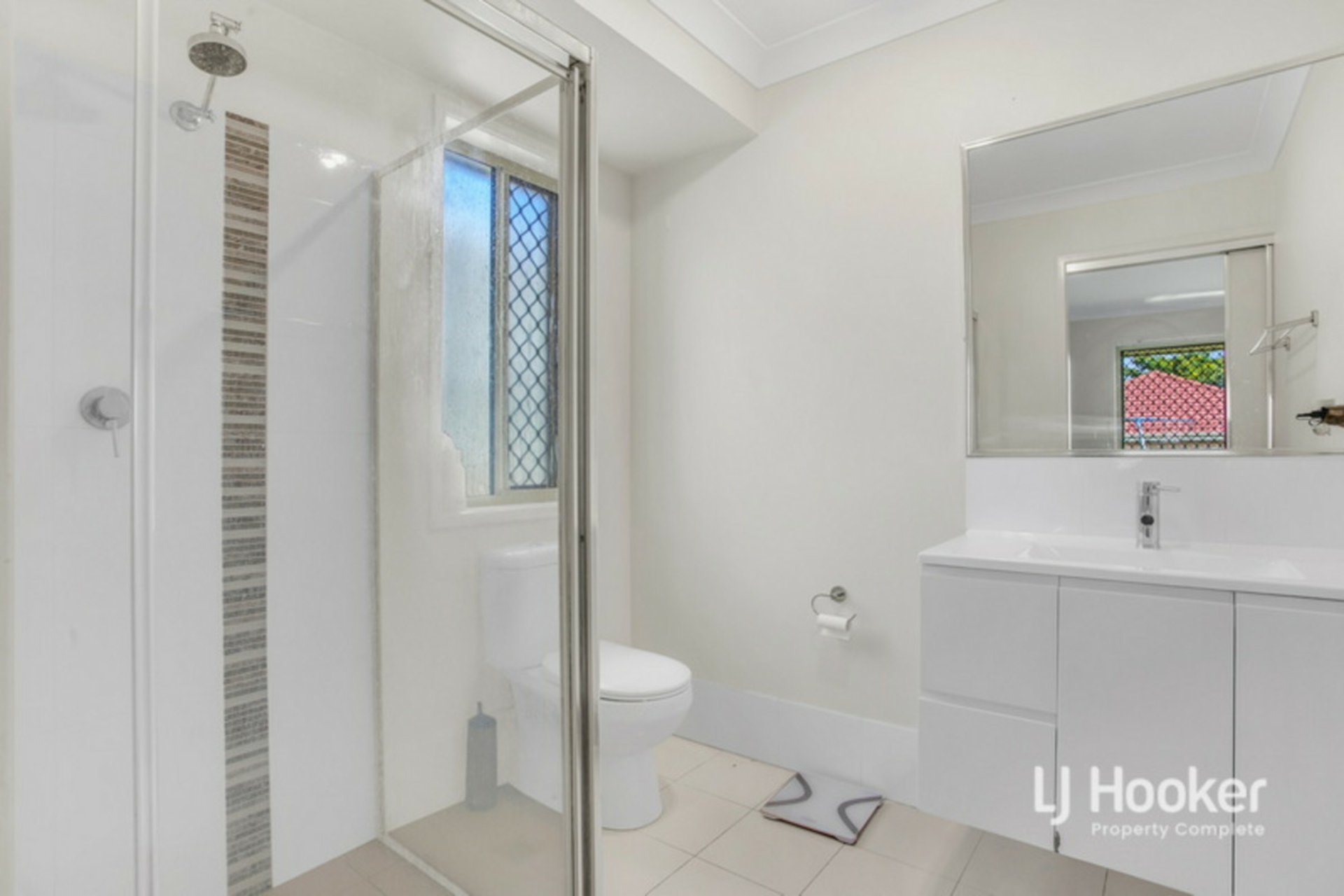 18 Bailey Street, YARRABILBA