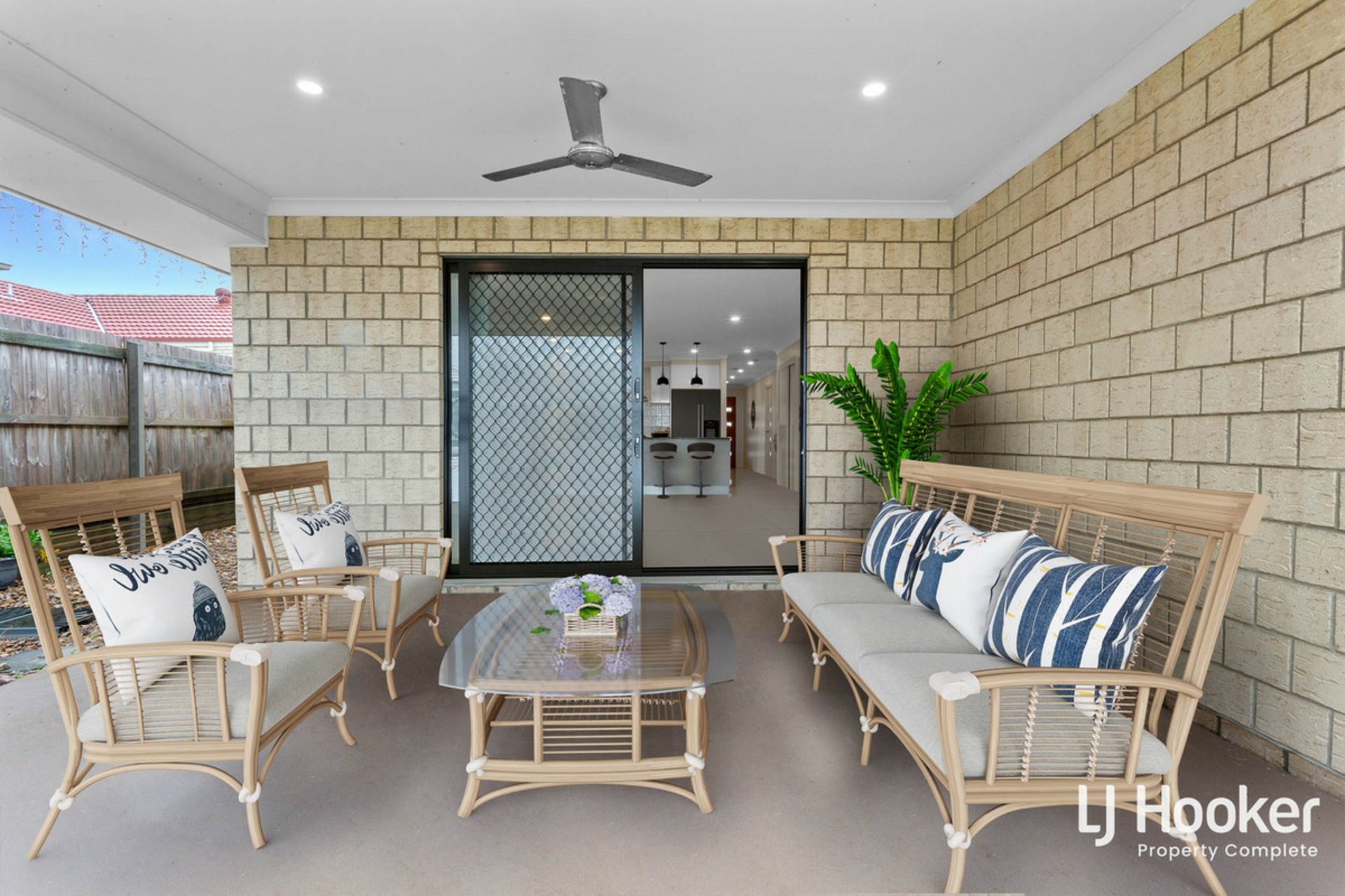 17 Latham Street, YARRABILBA