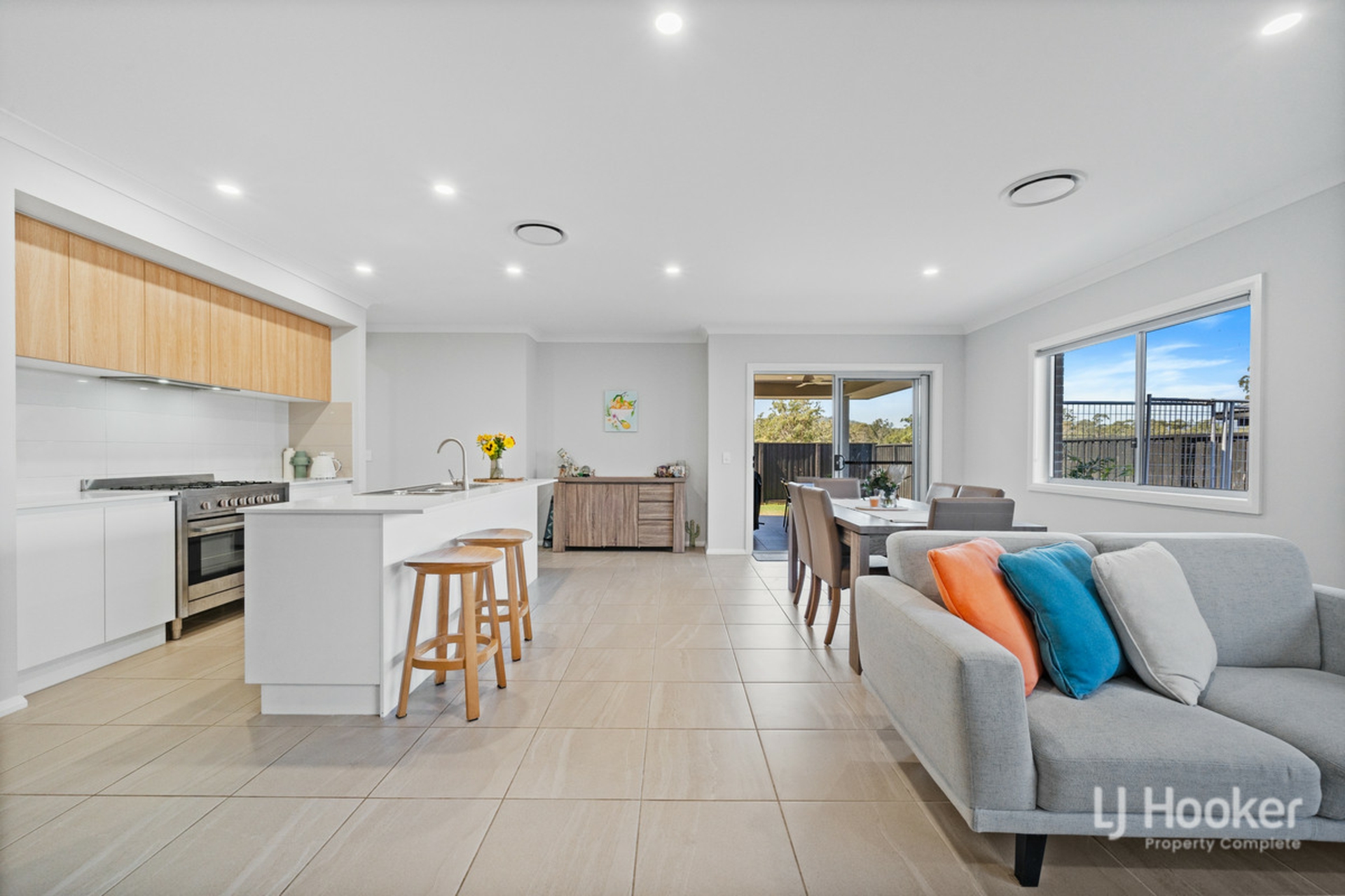 19 Flinders Drive, YARRABILBA