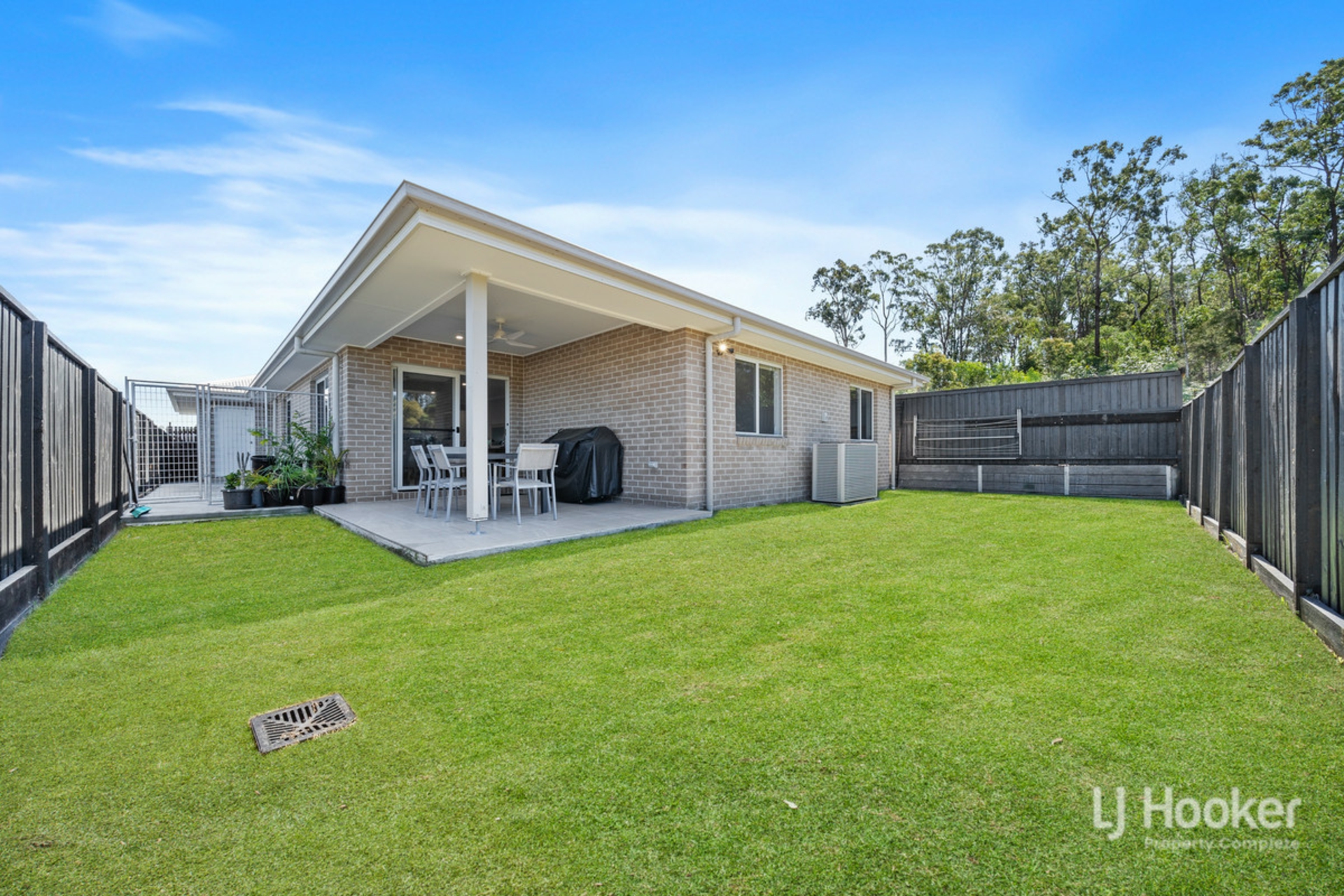 19 Flinders Drive, YARRABILBA