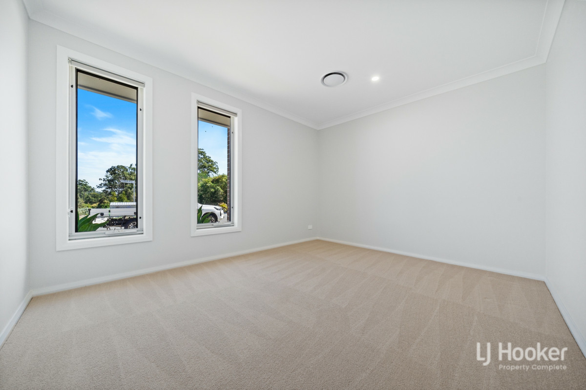 19 Flinders Drive, YARRABILBA