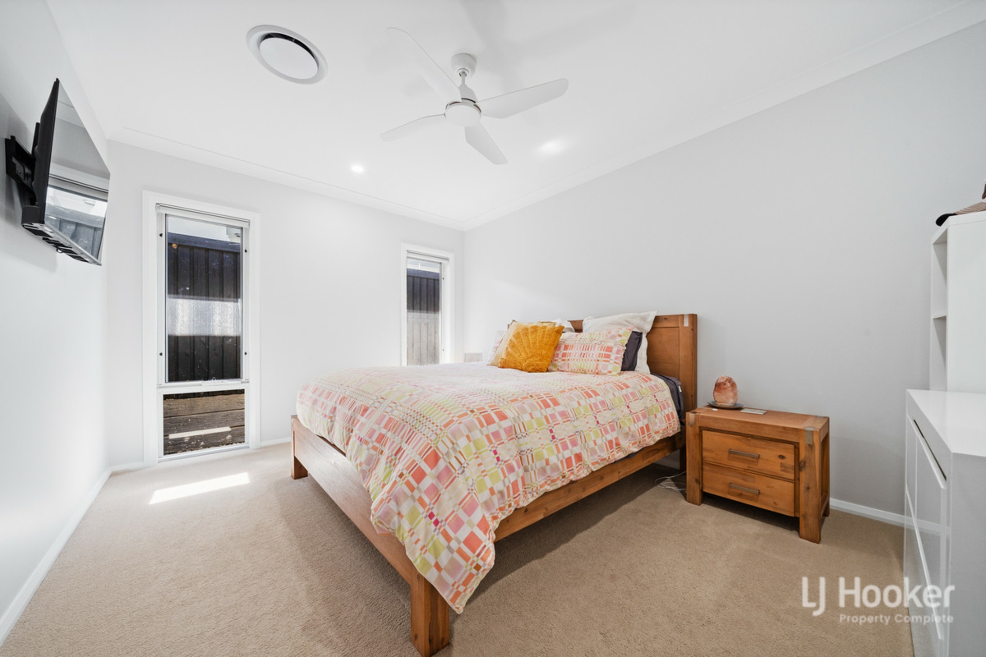 19 Flinders Drive, YARRABILBA
