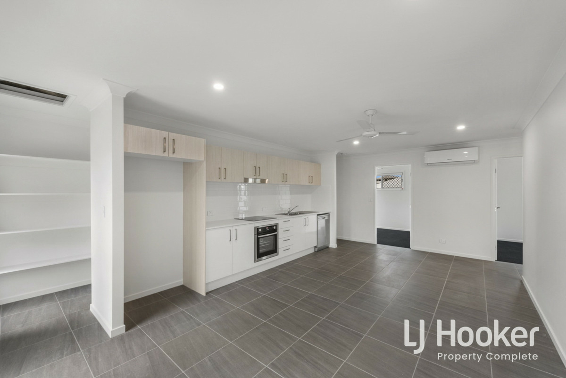 14 Moreton Crescent, YARRABILBA