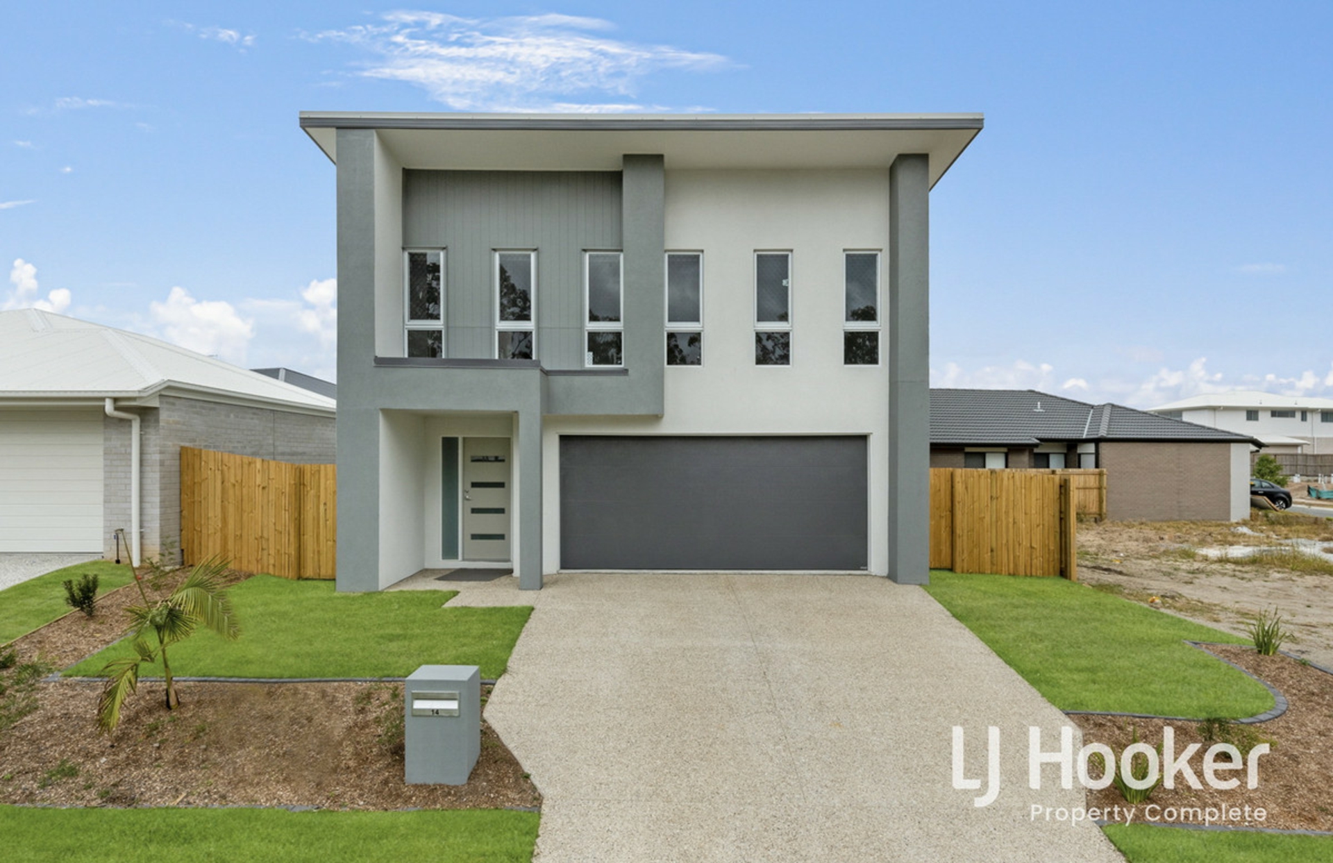 14 Moreton Crescent, YARRABILBA