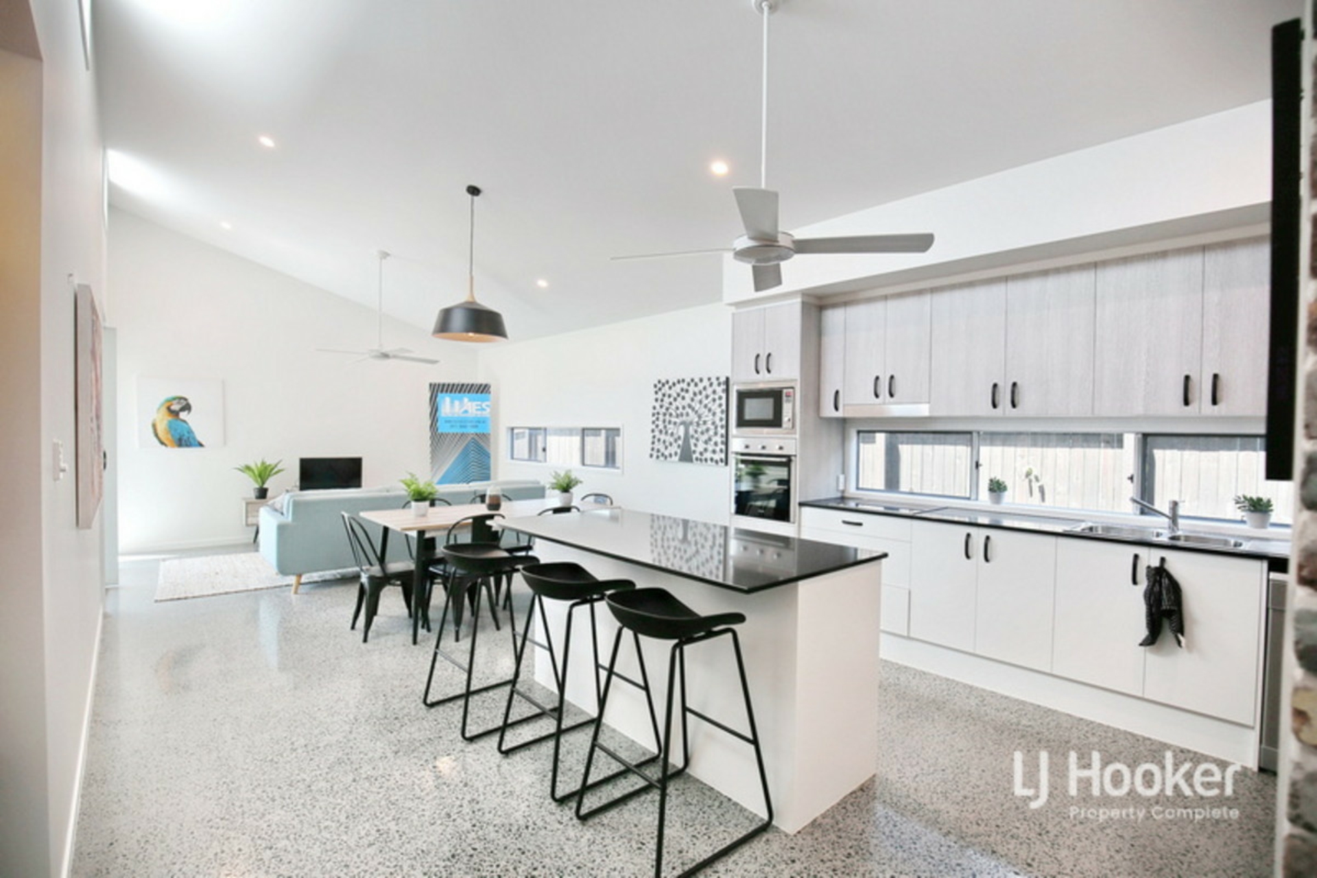17 Darrau Avenue, YARRABILBA