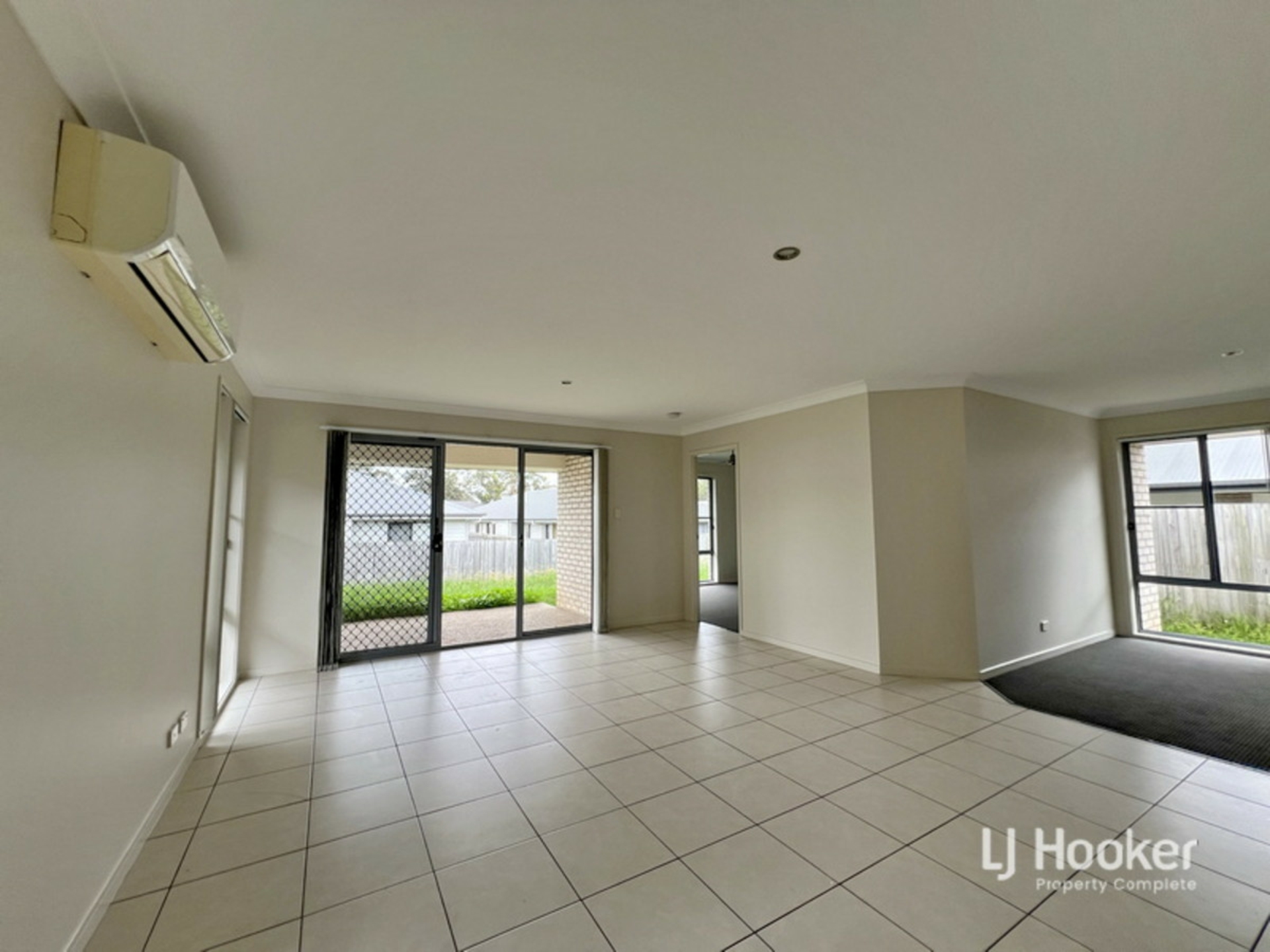 33 Malachite Drive, LOGAN RESERVE