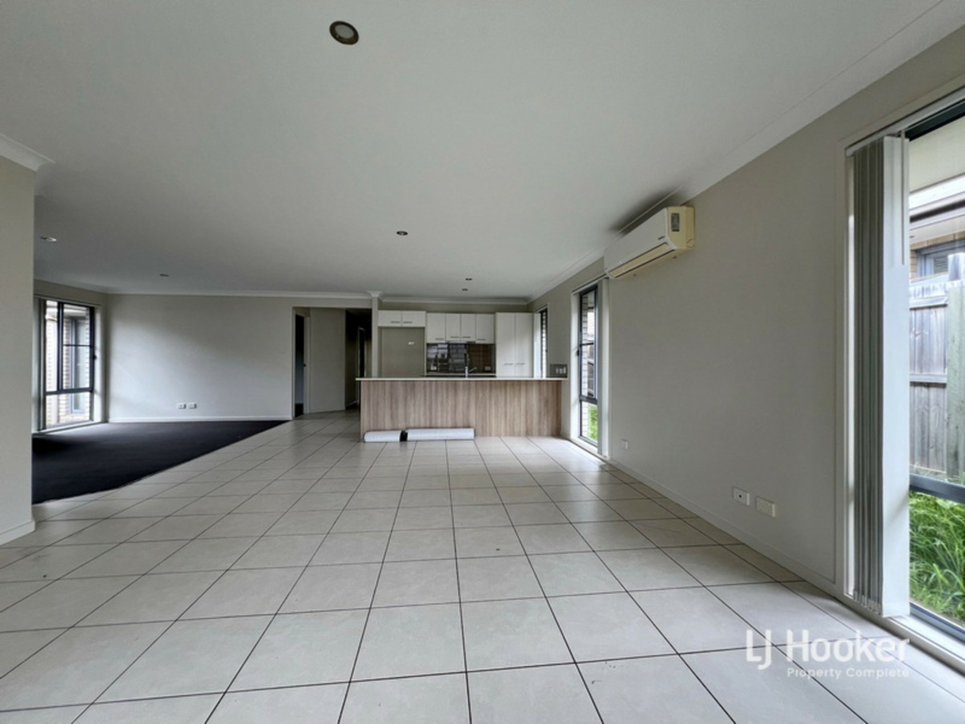 33 Malachite Drive, LOGAN RESERVE