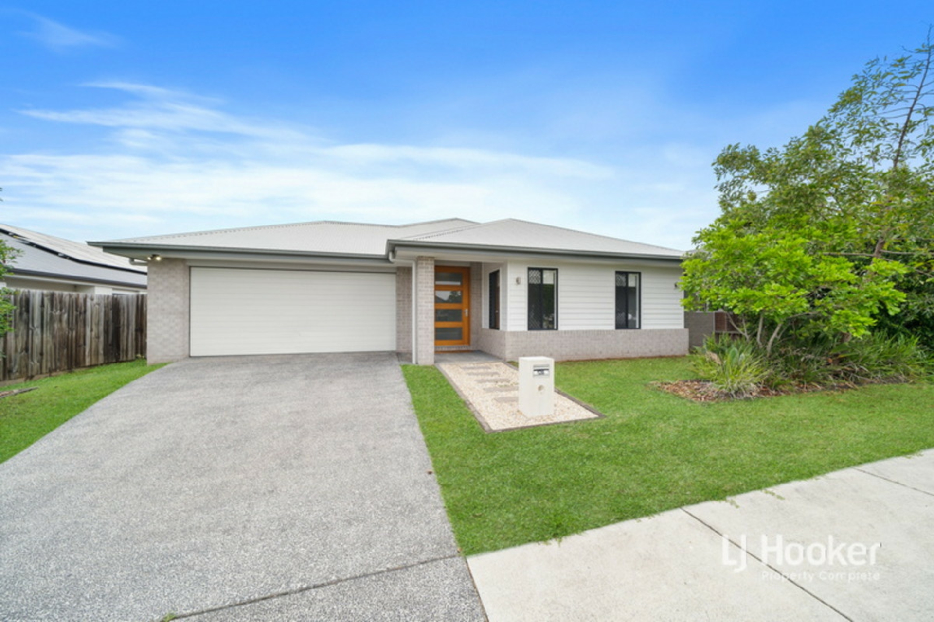 126 Mckinnon Drive, YARRABILBA