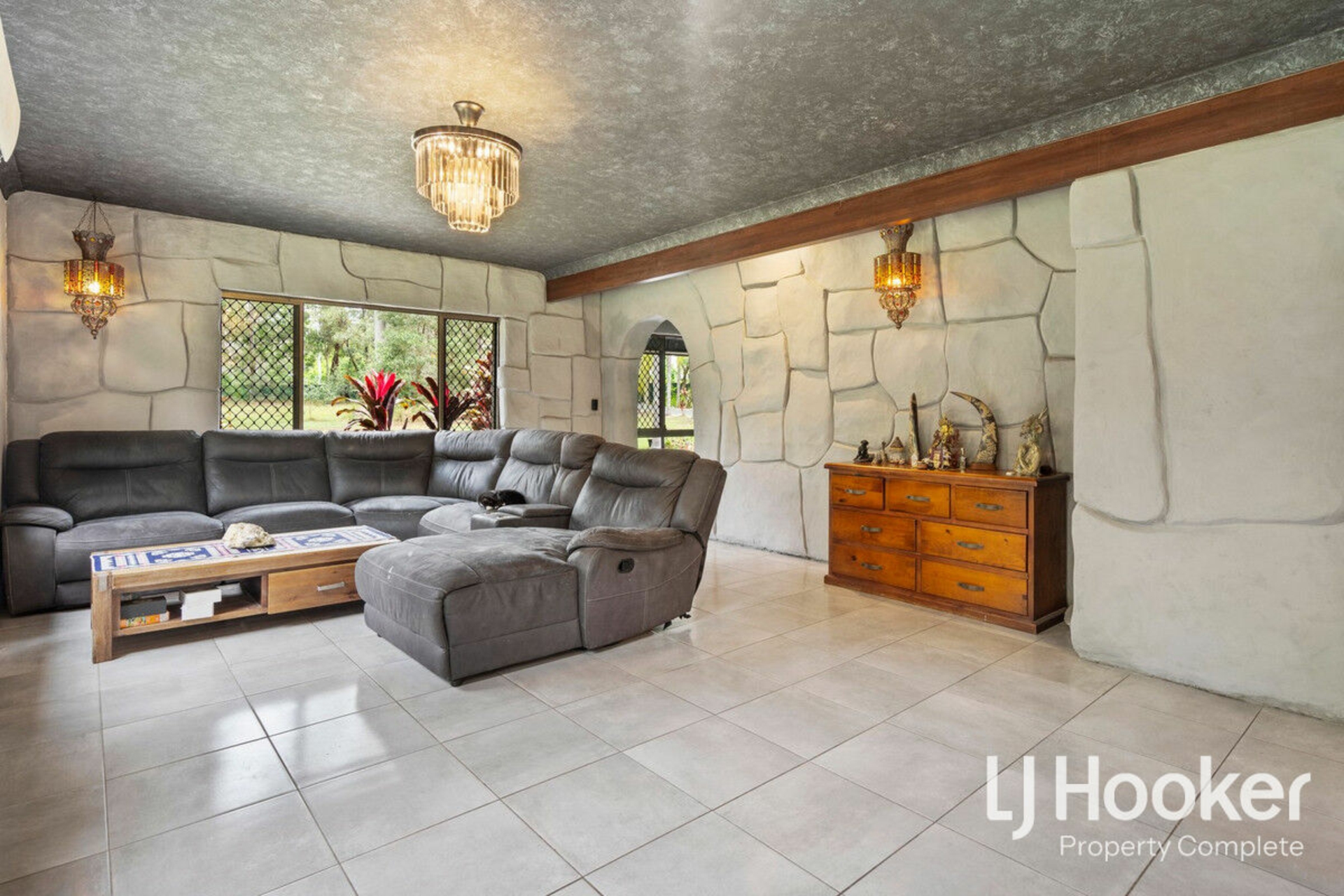 39-43 Natalie Road, BUCCAN