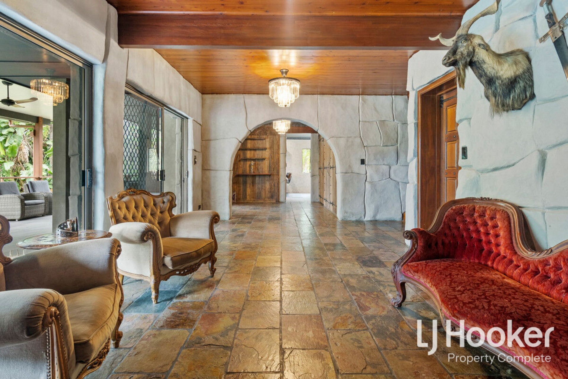 39-43 Natalie Road, BUCCAN