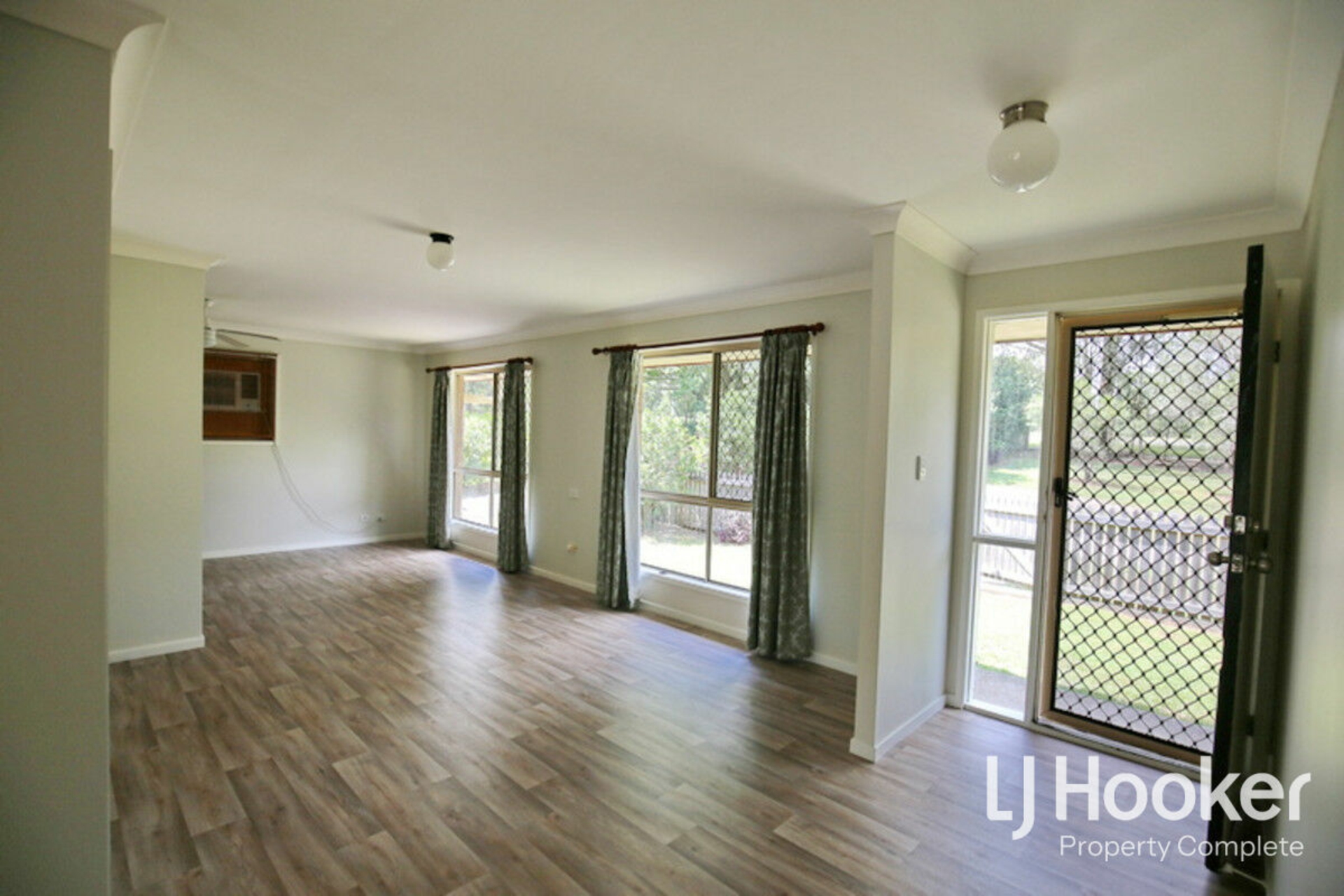 1/82-88 Swanborough Street, LOGAN VILLAGE
