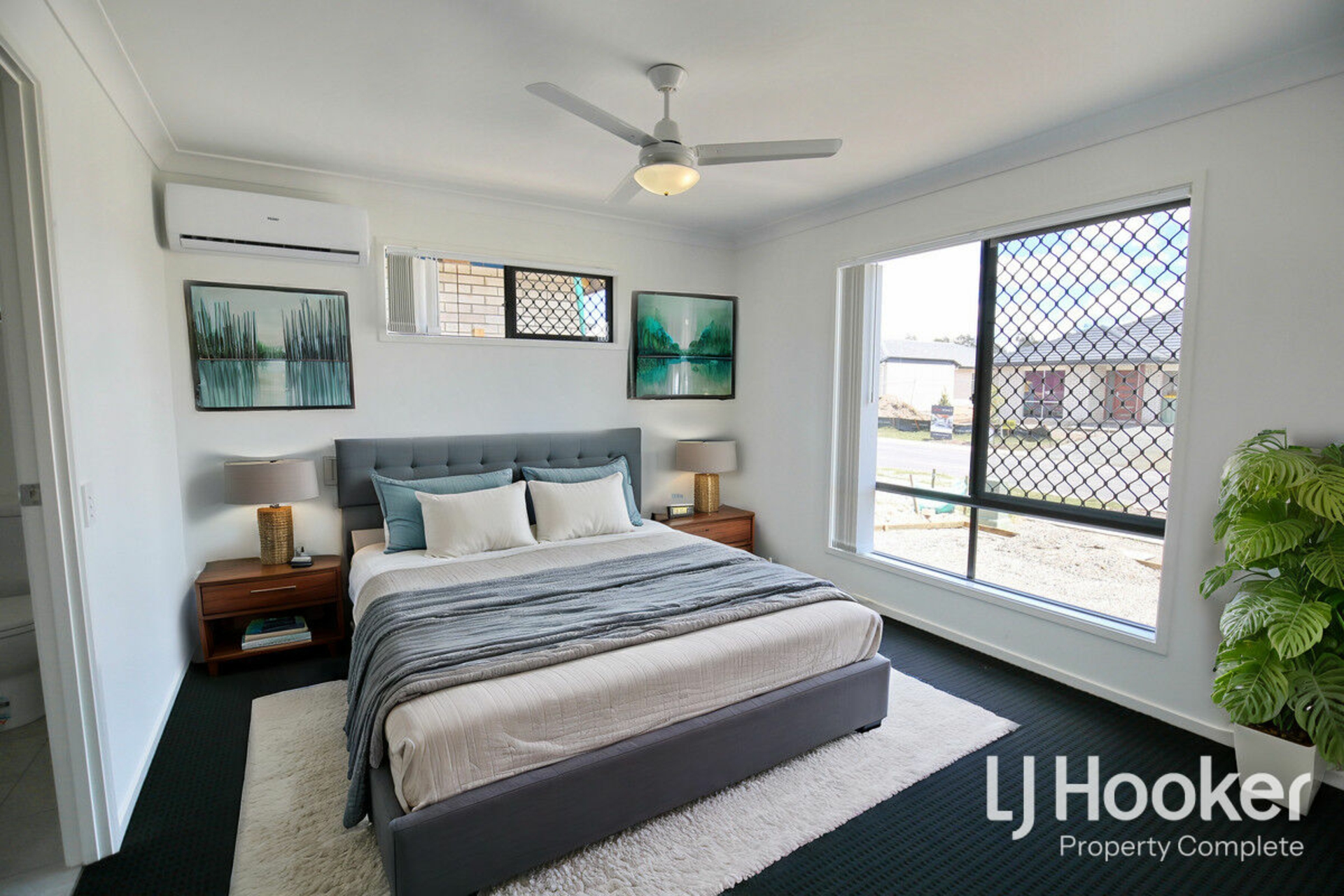 8 Hiddenvale Circuit, YARRABILBA