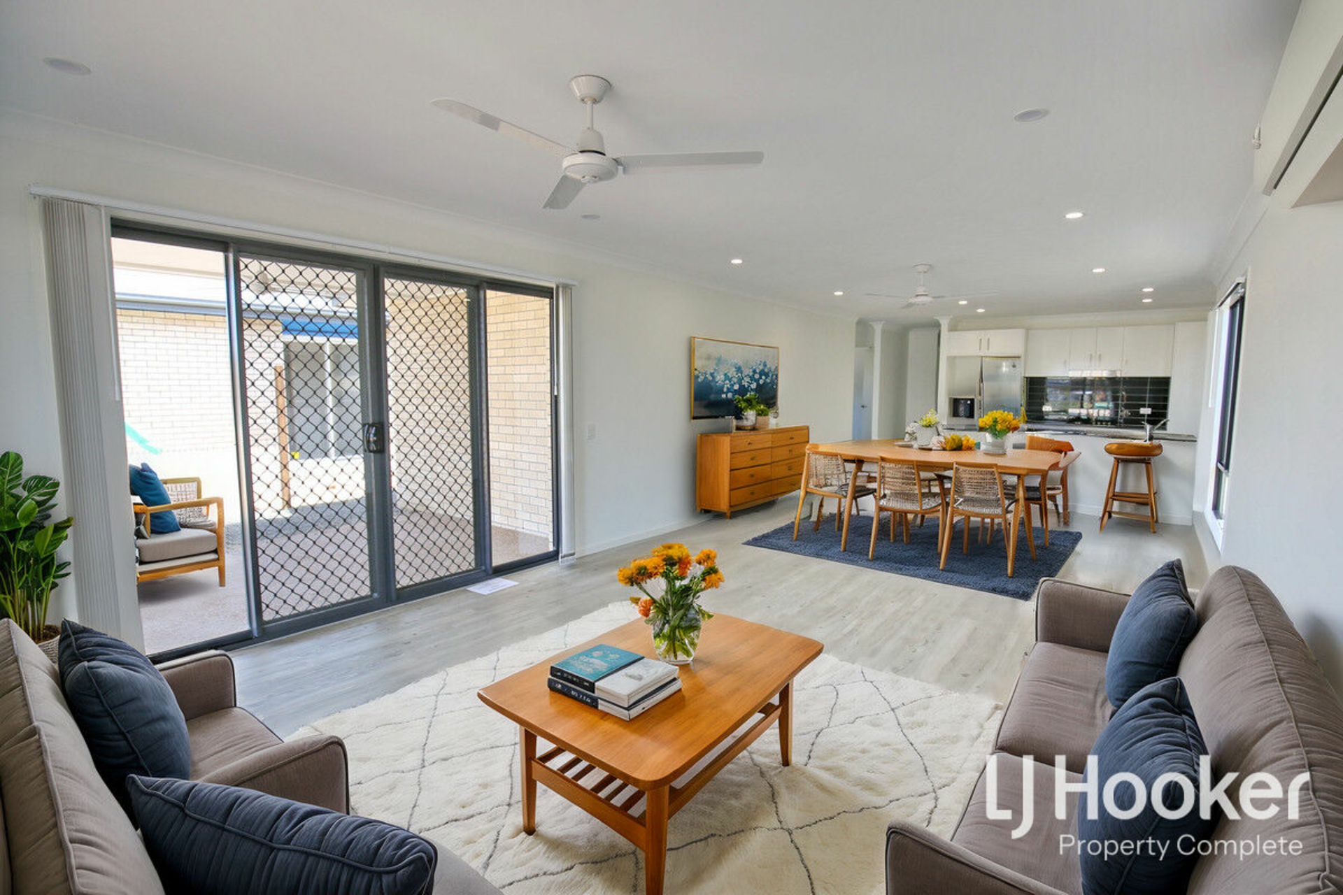 8 Hiddenvale Circuit, YARRABILBA