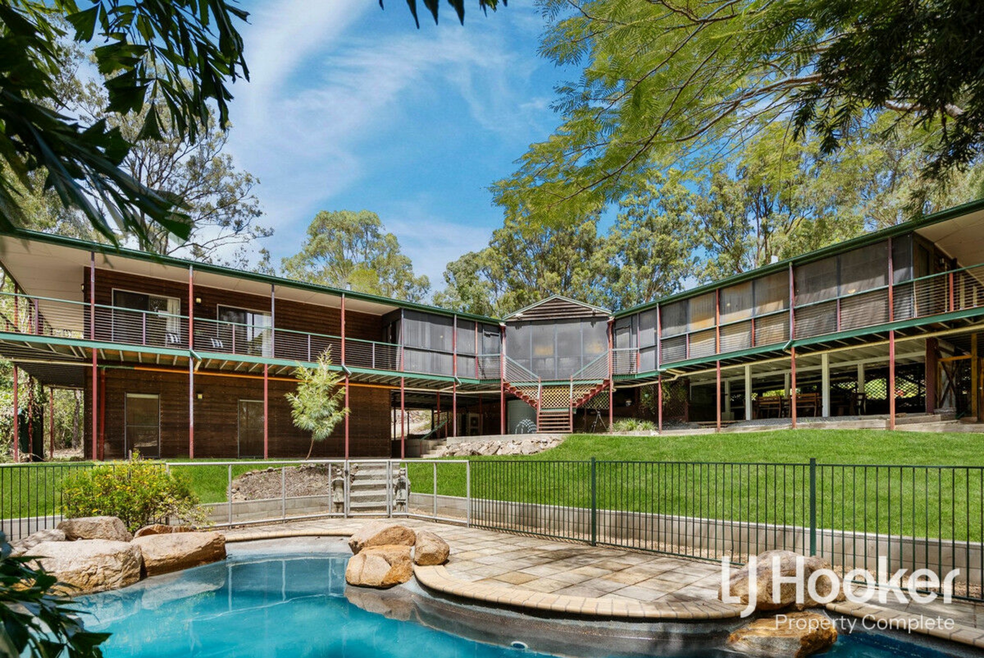 21 Barakula Court, CEDAR CREEK