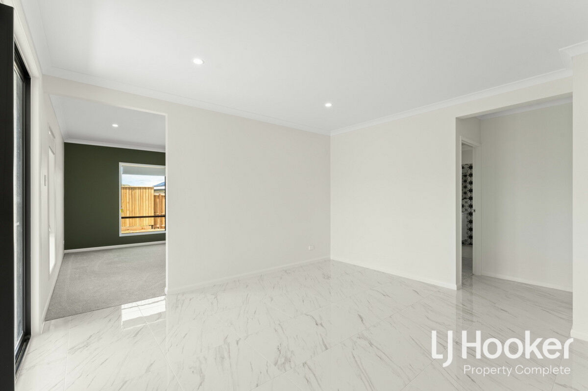 35 Napier Crescent, YARRABILBA