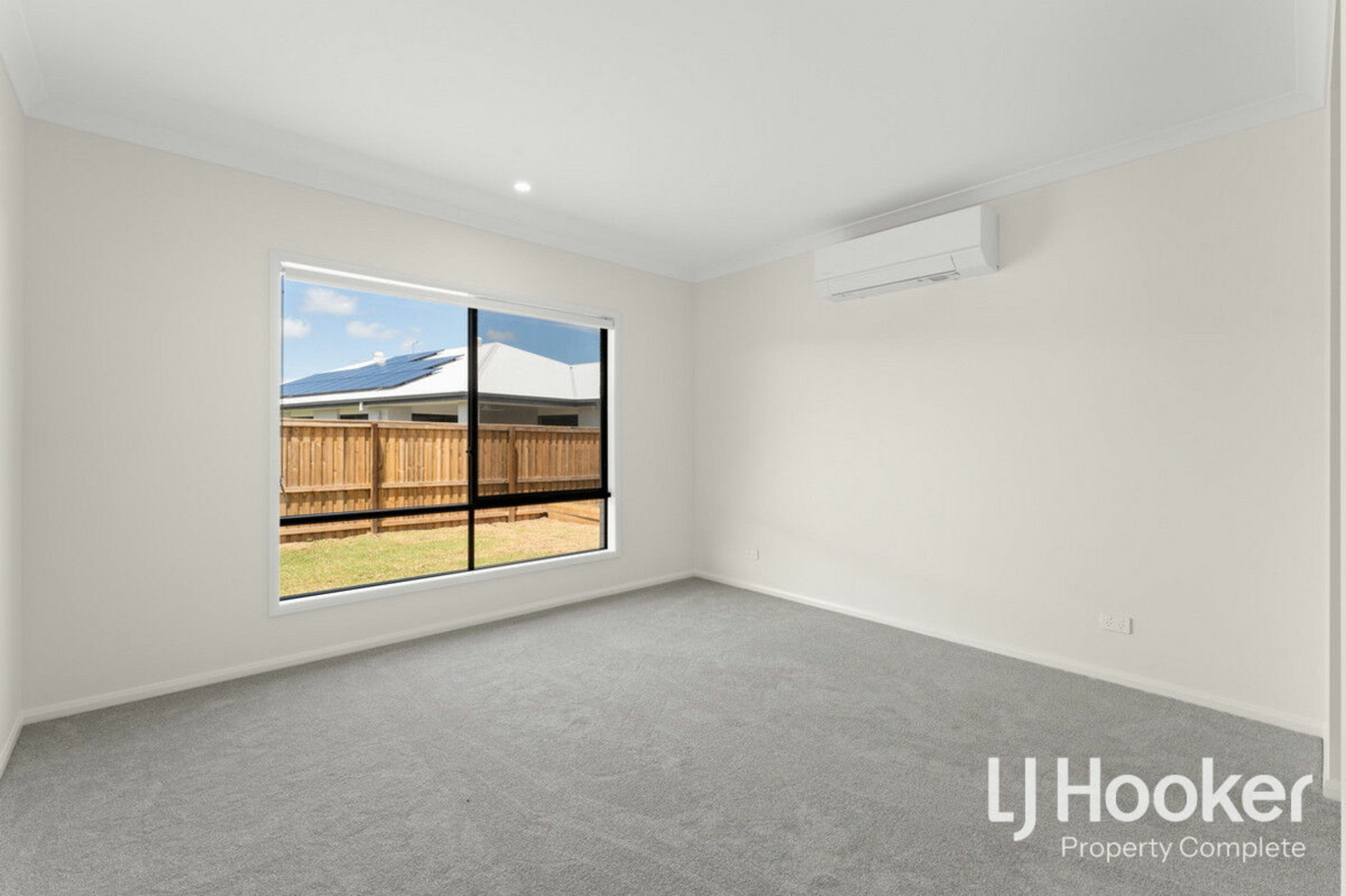 35 Napier Crescent, YARRABILBA