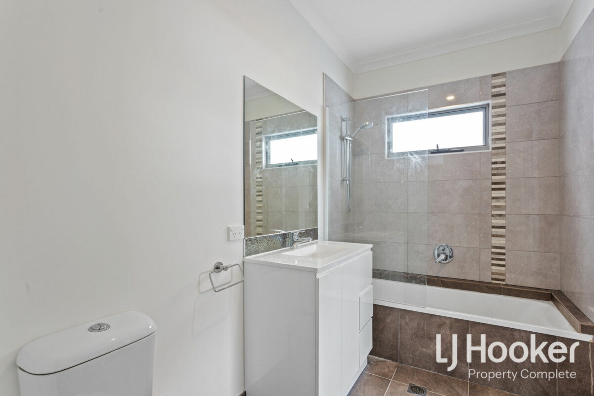 114 McKinnon Drive, YARRABILBA