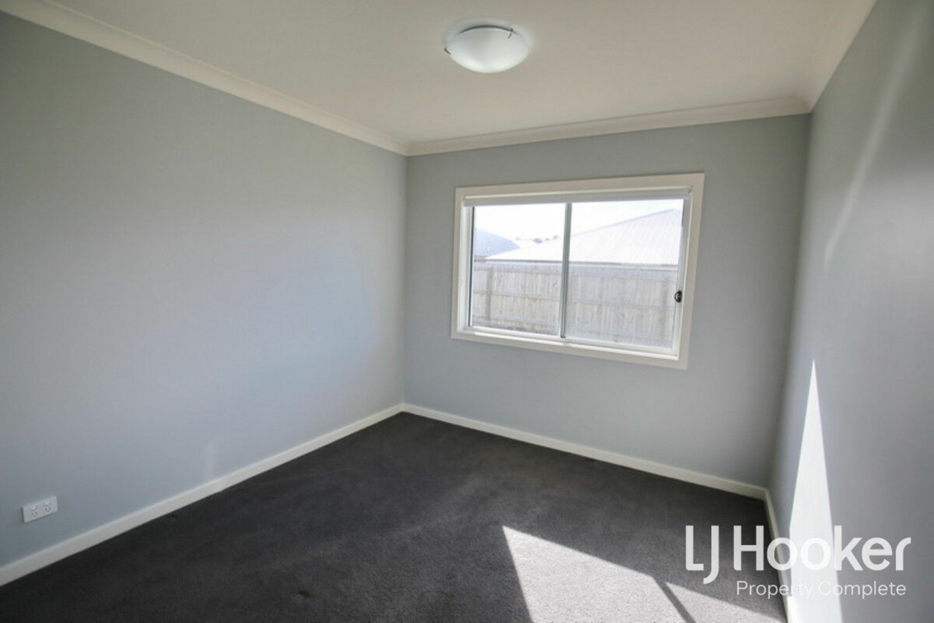 18 Seawest Street, YARRABILBA