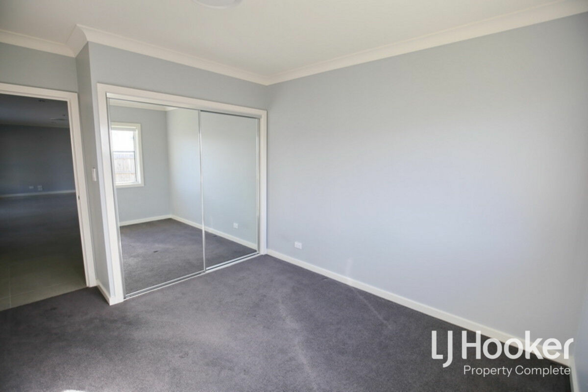 18 Seawest Street, YARRABILBA